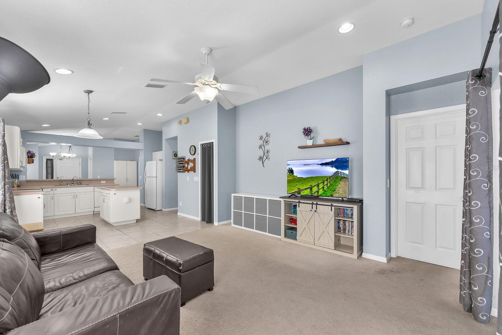 11433 BAY GARDENS LOOP — photo 9