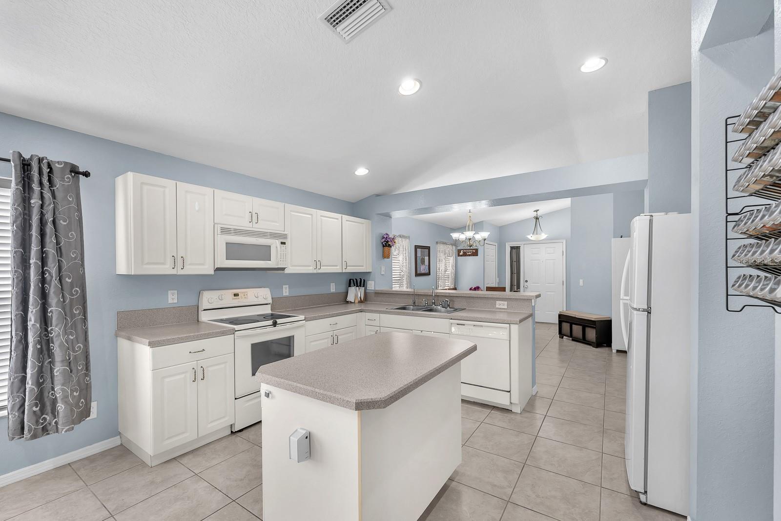 11433 BAY GARDENS LOOP — photo 5