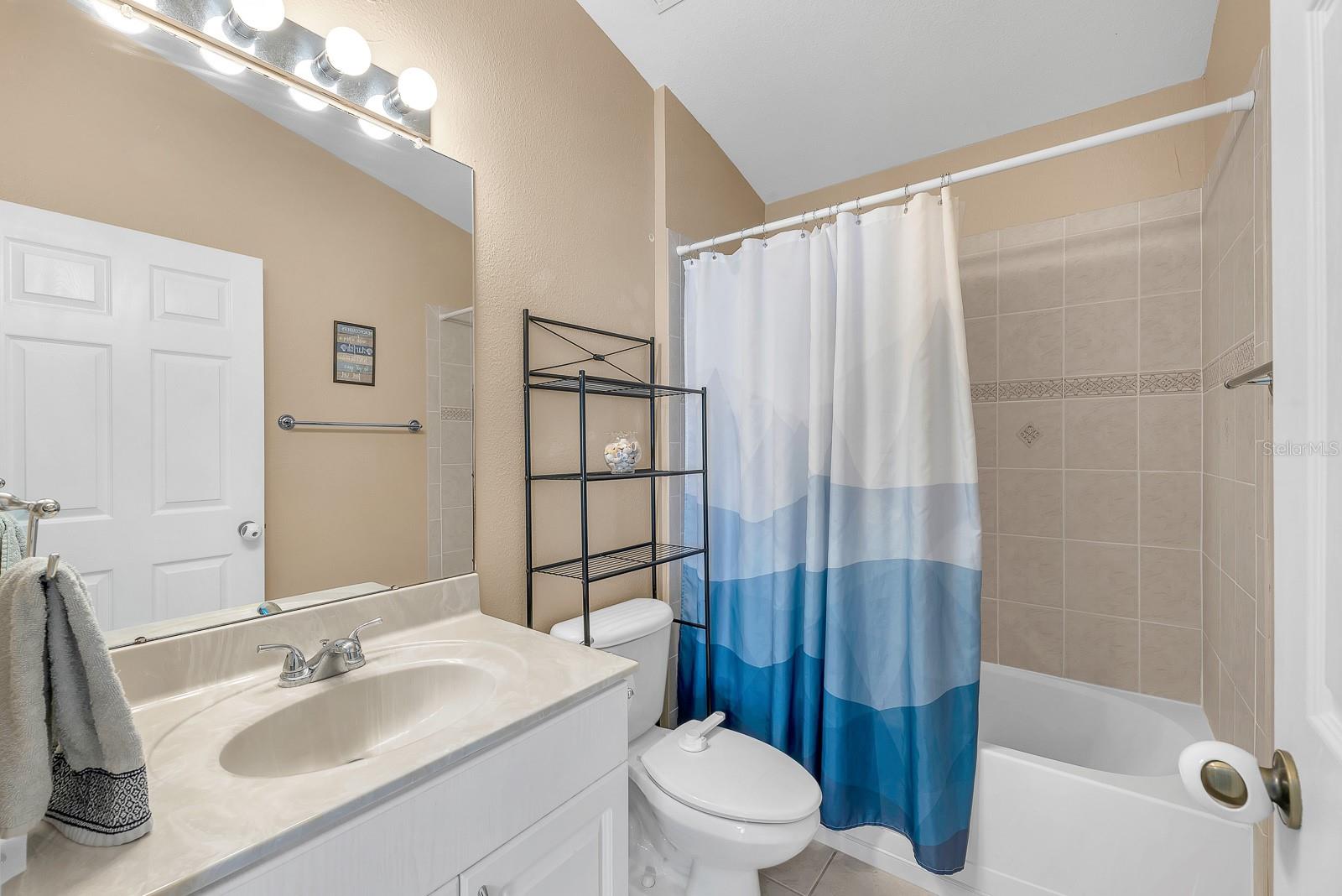 11433 BAY GARDENS LOOP — photo 19