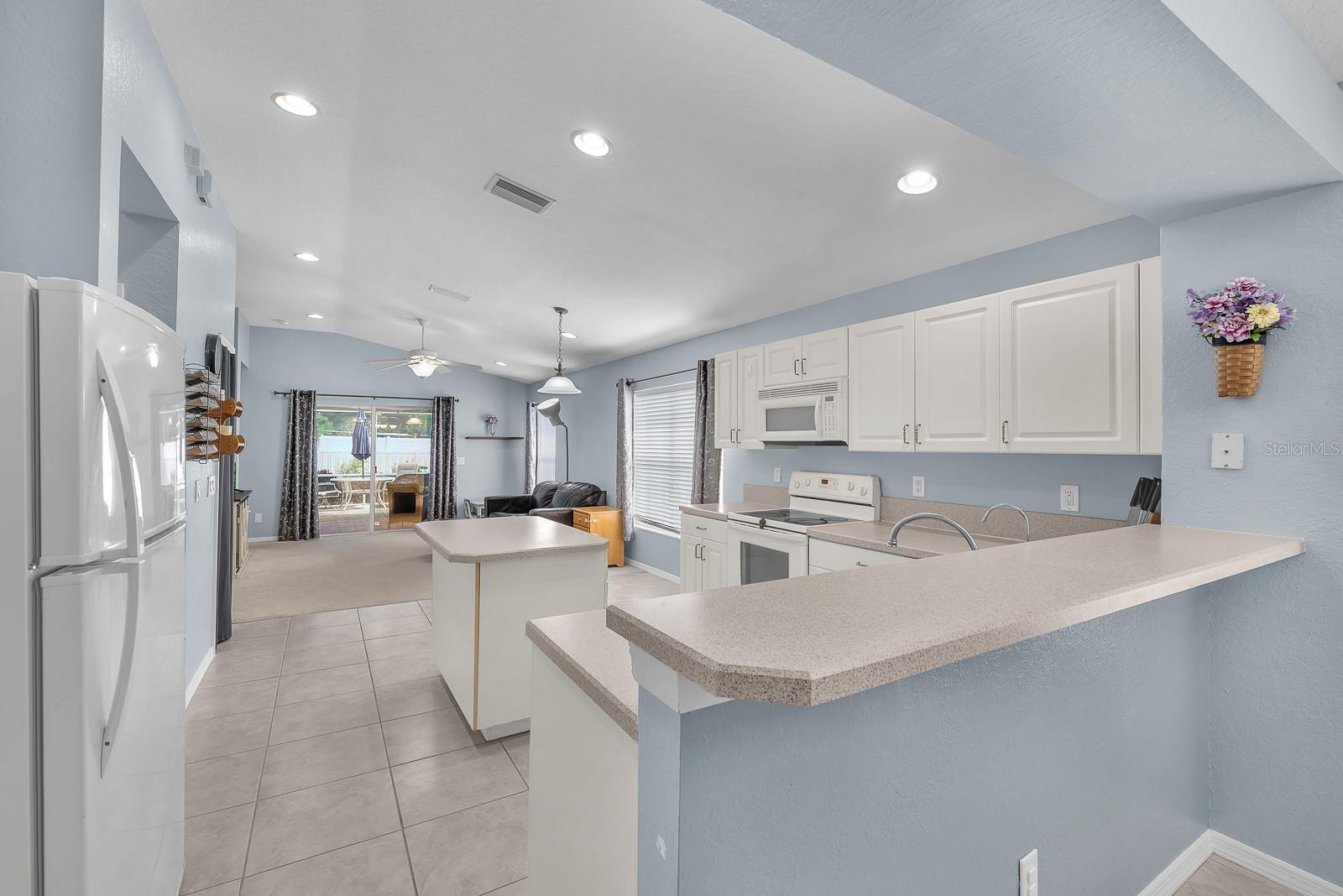 11433 BAY GARDENS LOOP — photo 6