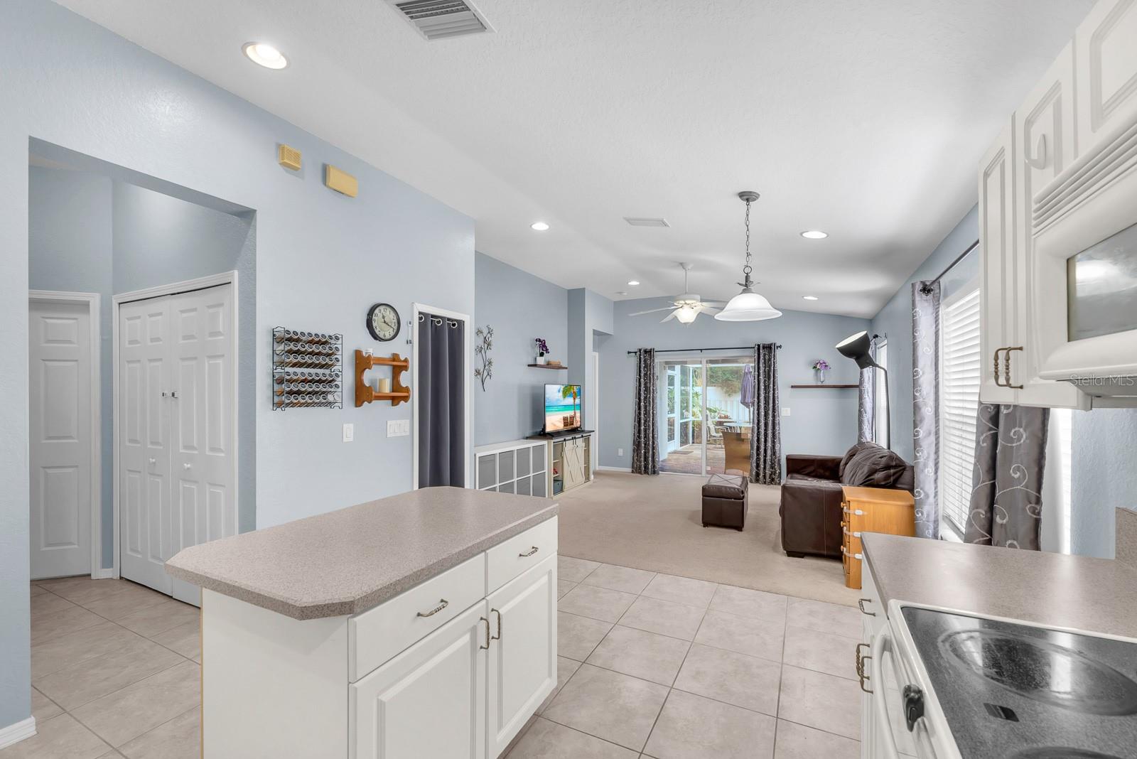 11433 BAY GARDENS LOOP — photo 8