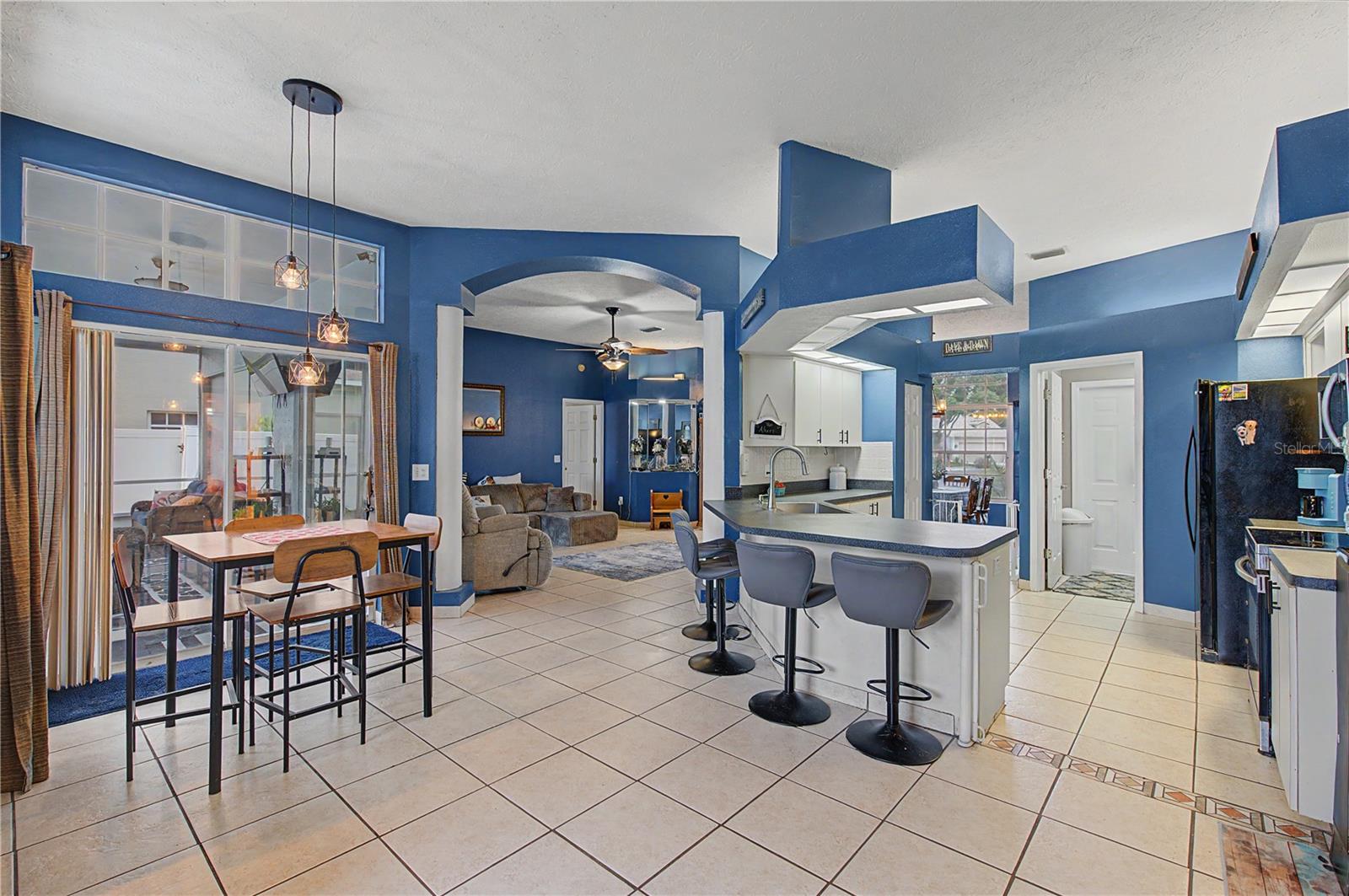 12040 PENZANCE LN — photo 12
