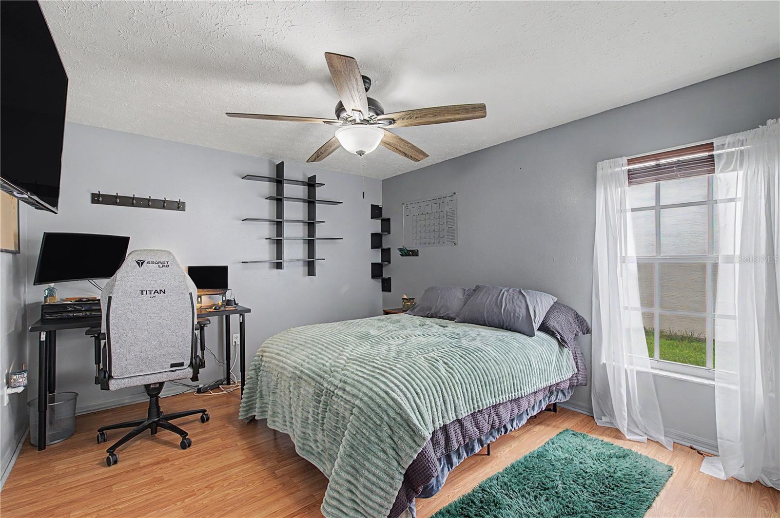 12040 PENZANCE LN — photo 27
