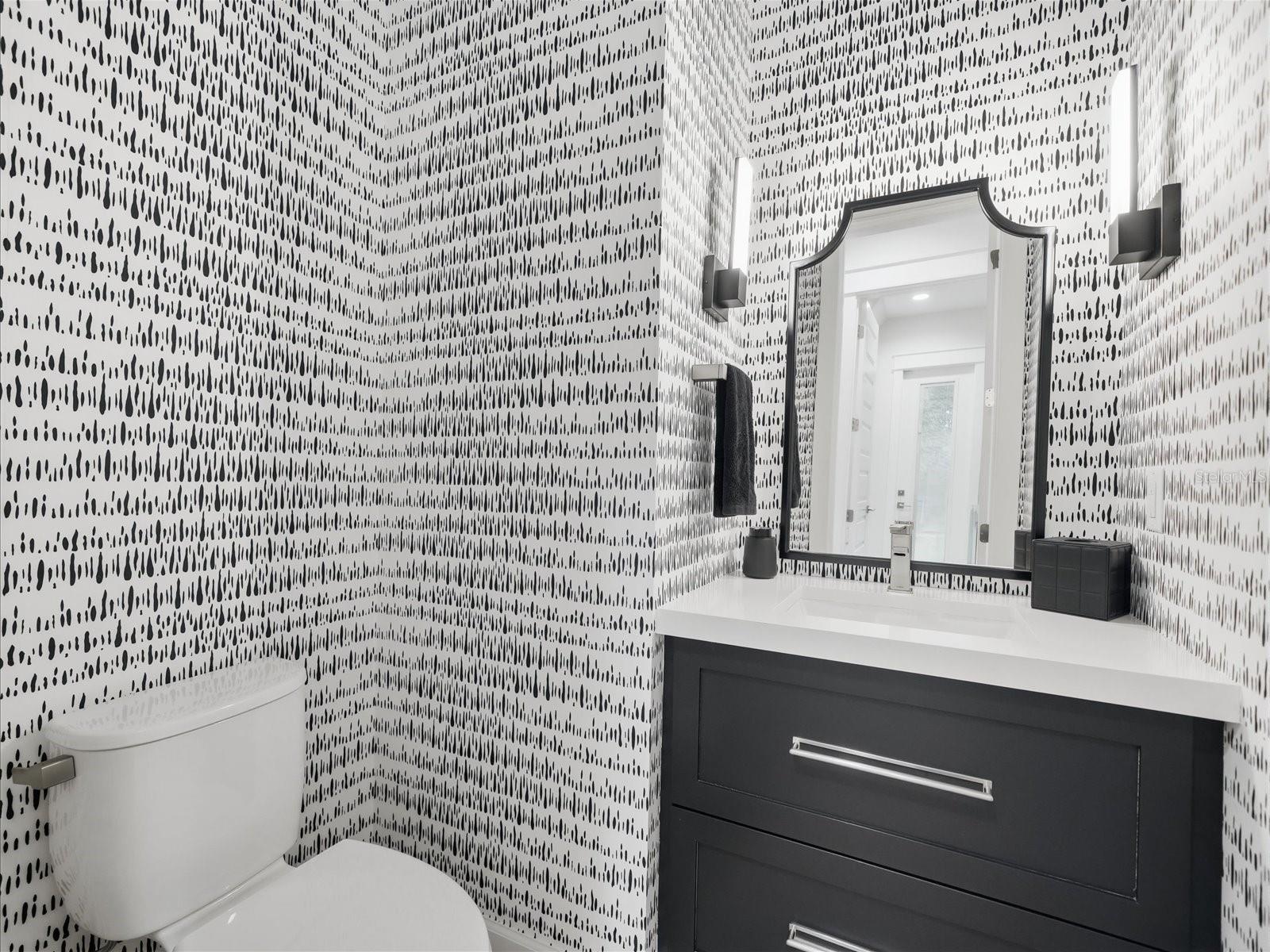 3718 W PALMIRA AVE — photo 41
