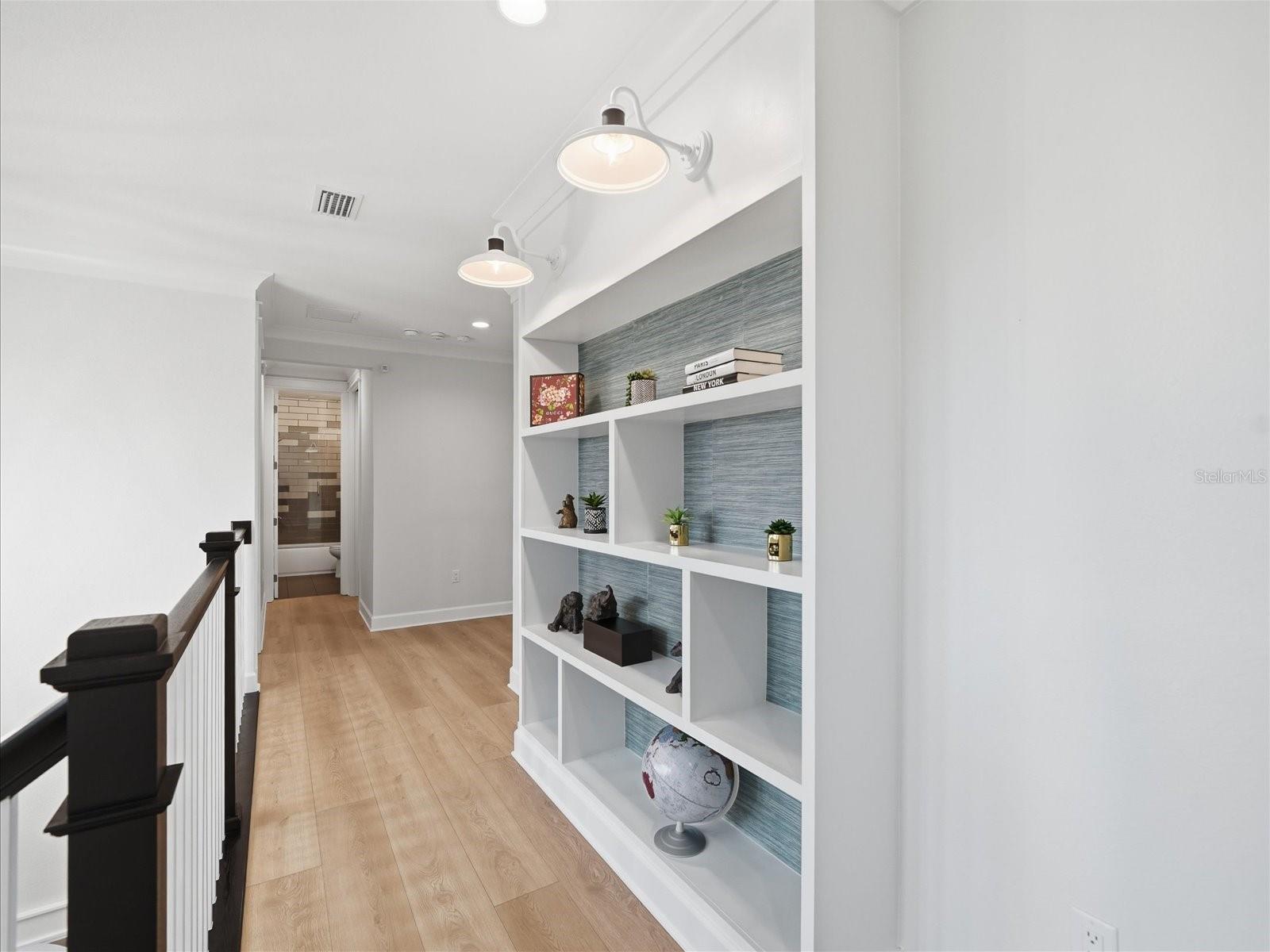 3718 W PALMIRA AVE — photo 50