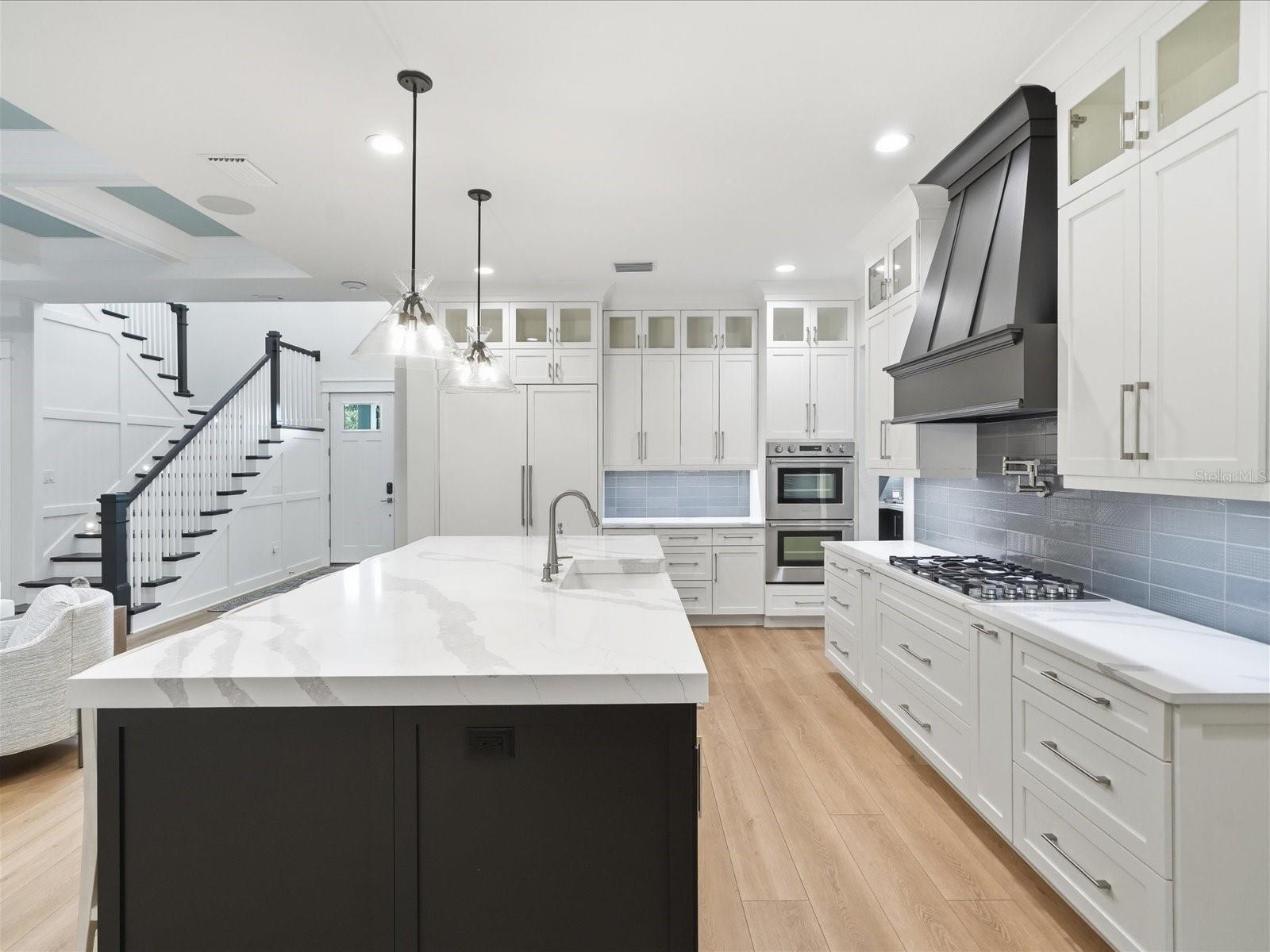 3718 W PALMIRA AVE — photo 13