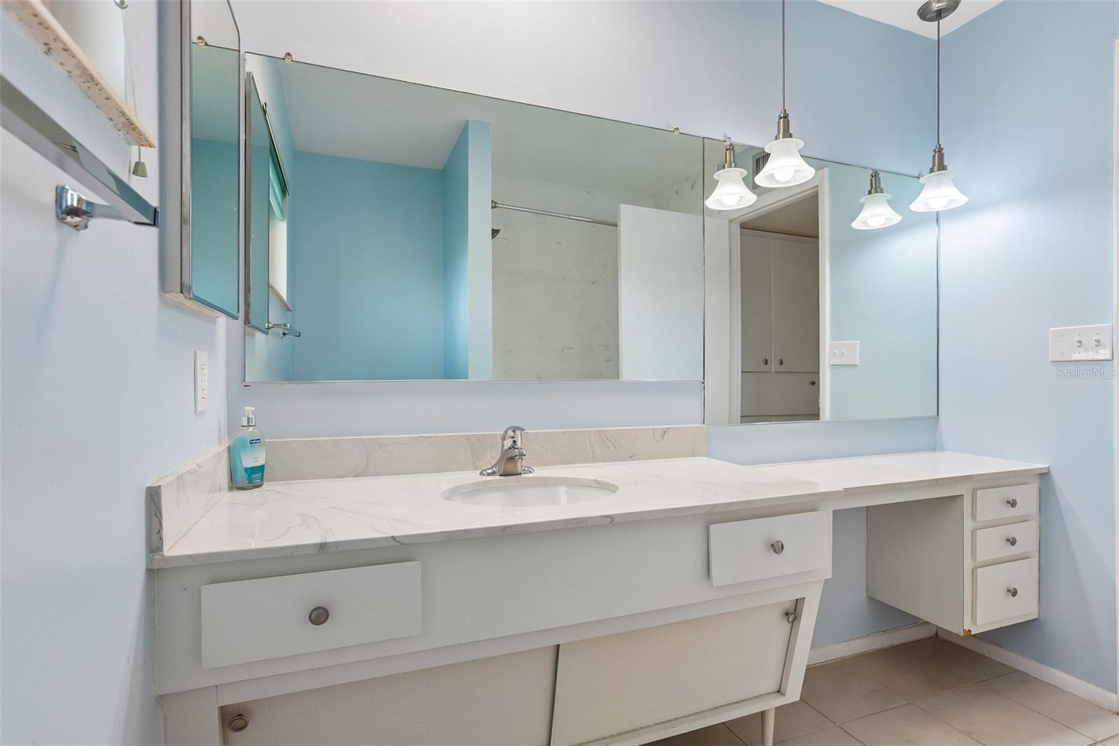 1001 LA JOLLA AVE — photo 26