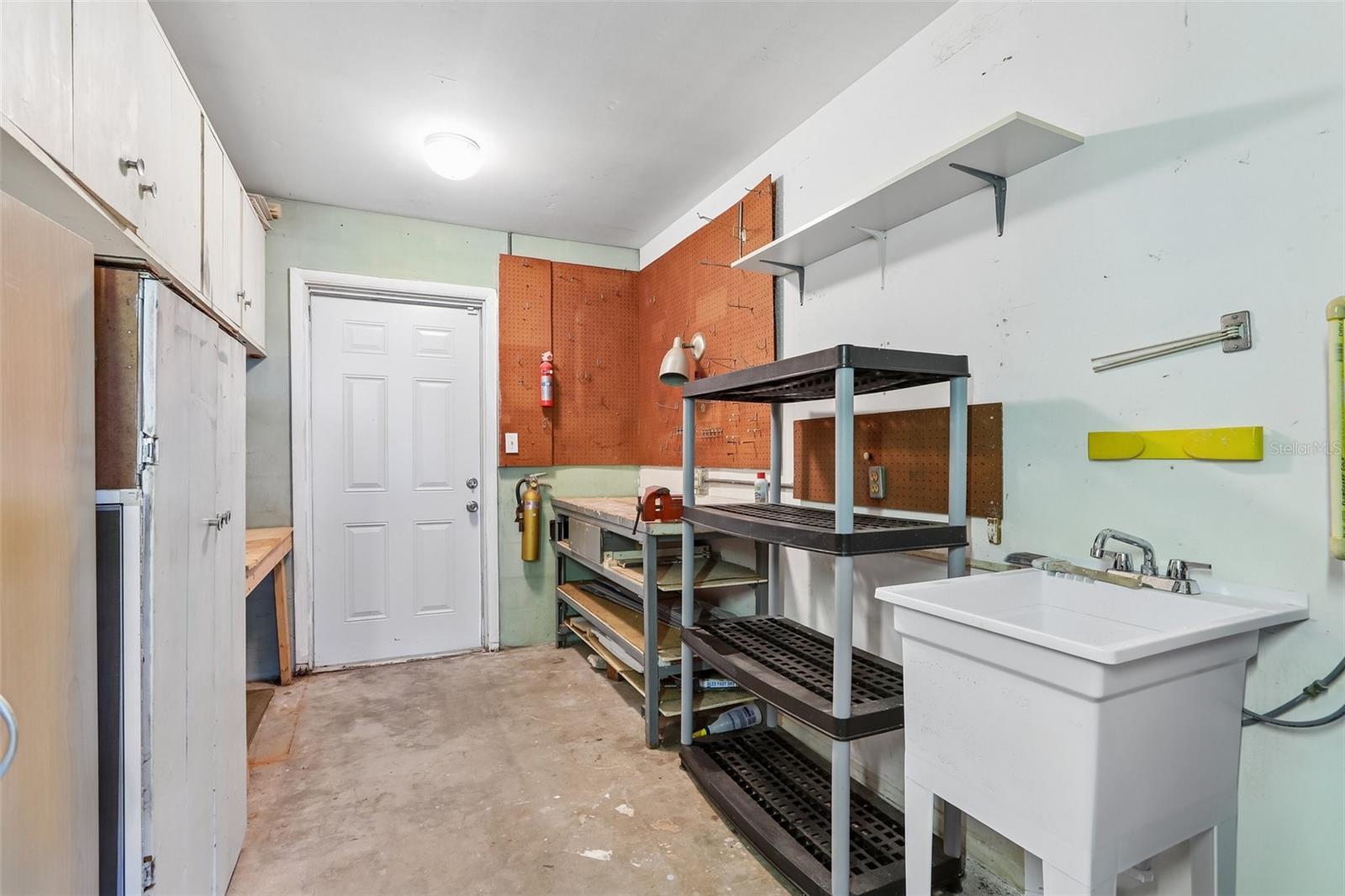 1001 LA JOLLA AVE — photo 41
