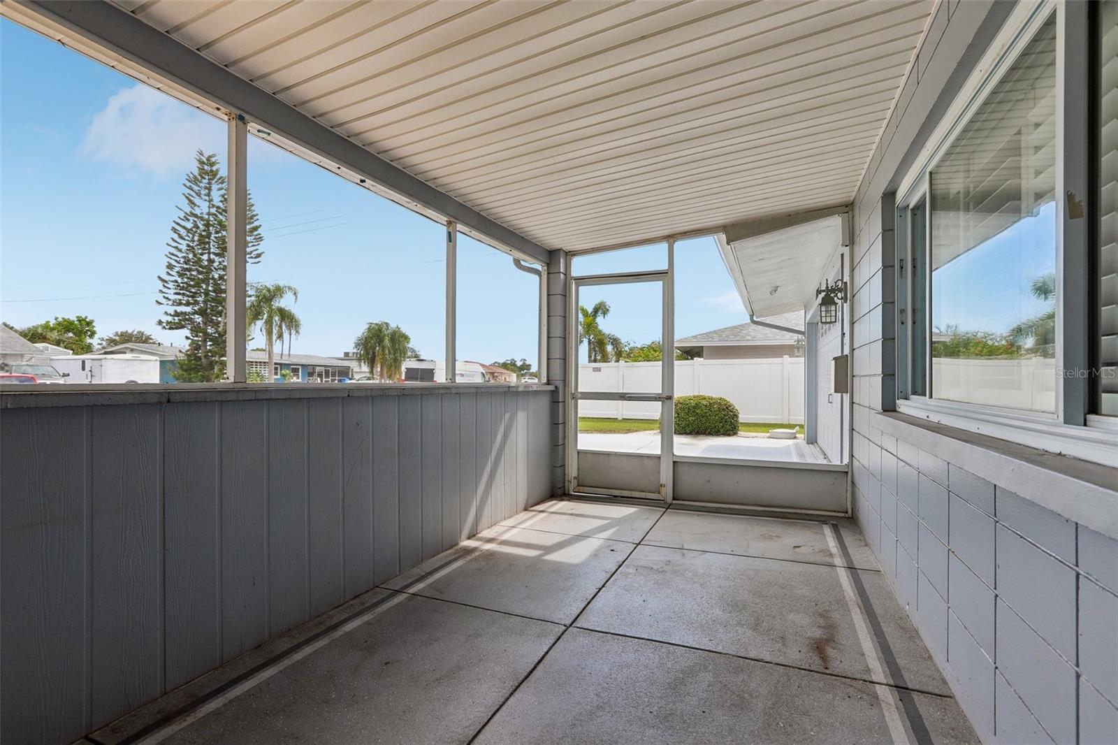 1001 LA JOLLA AVE — photo 43