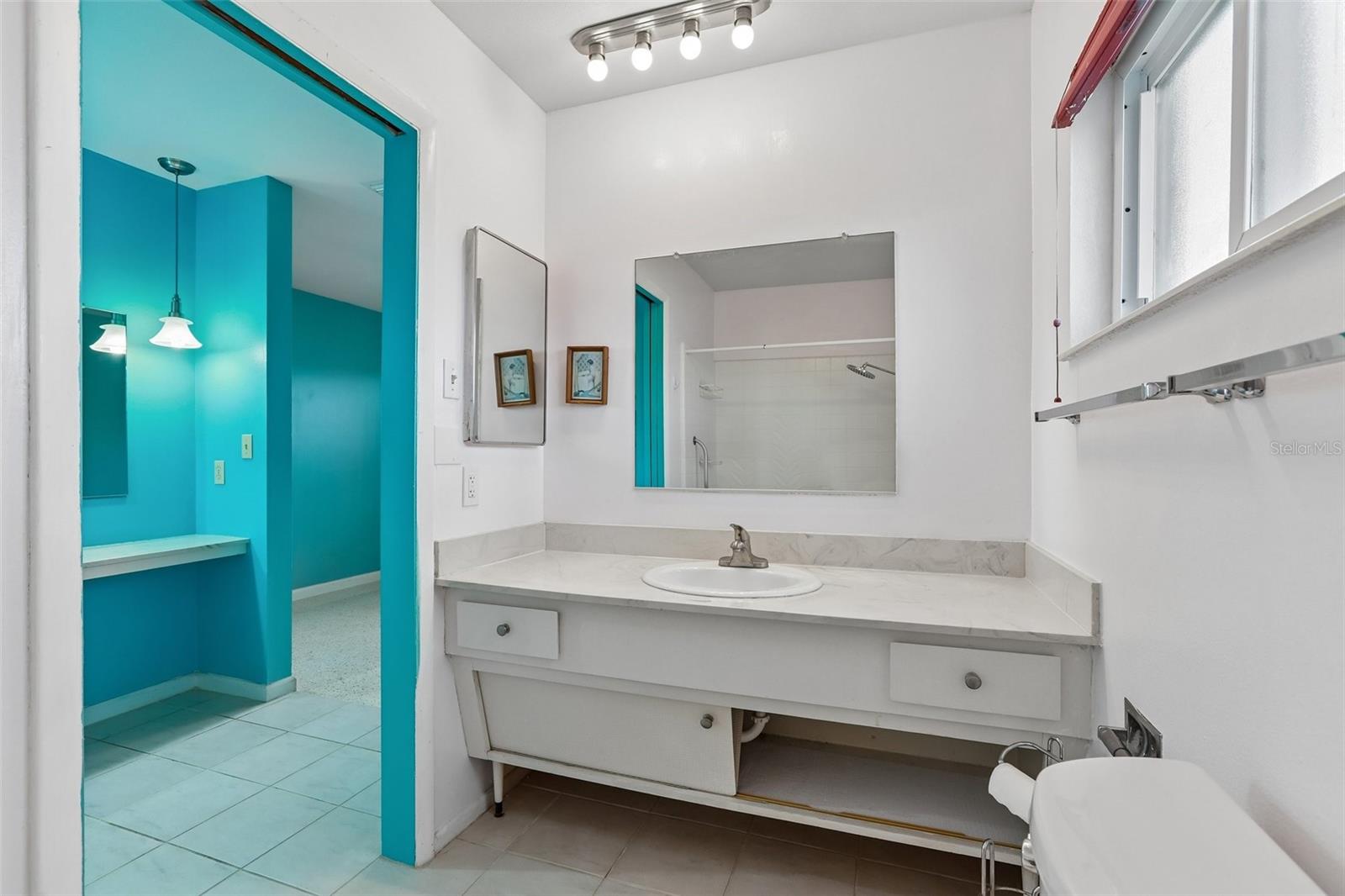 1001 LA JOLLA AVE — photo 35