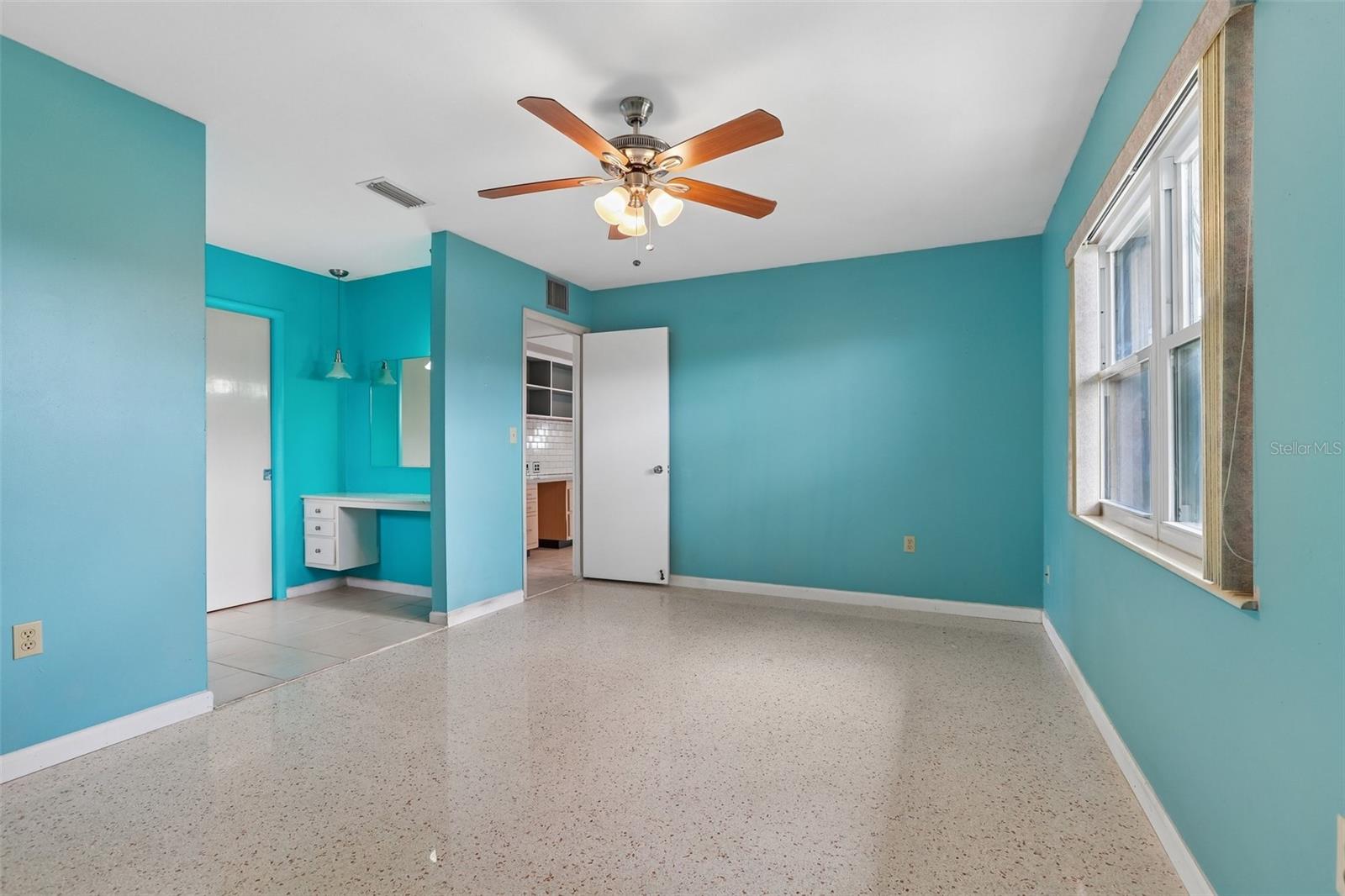 1001 LA JOLLA AVE — photo 31