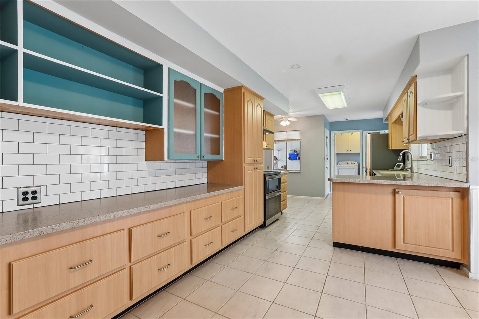 1001 LA JOLLA AVE — photo 15