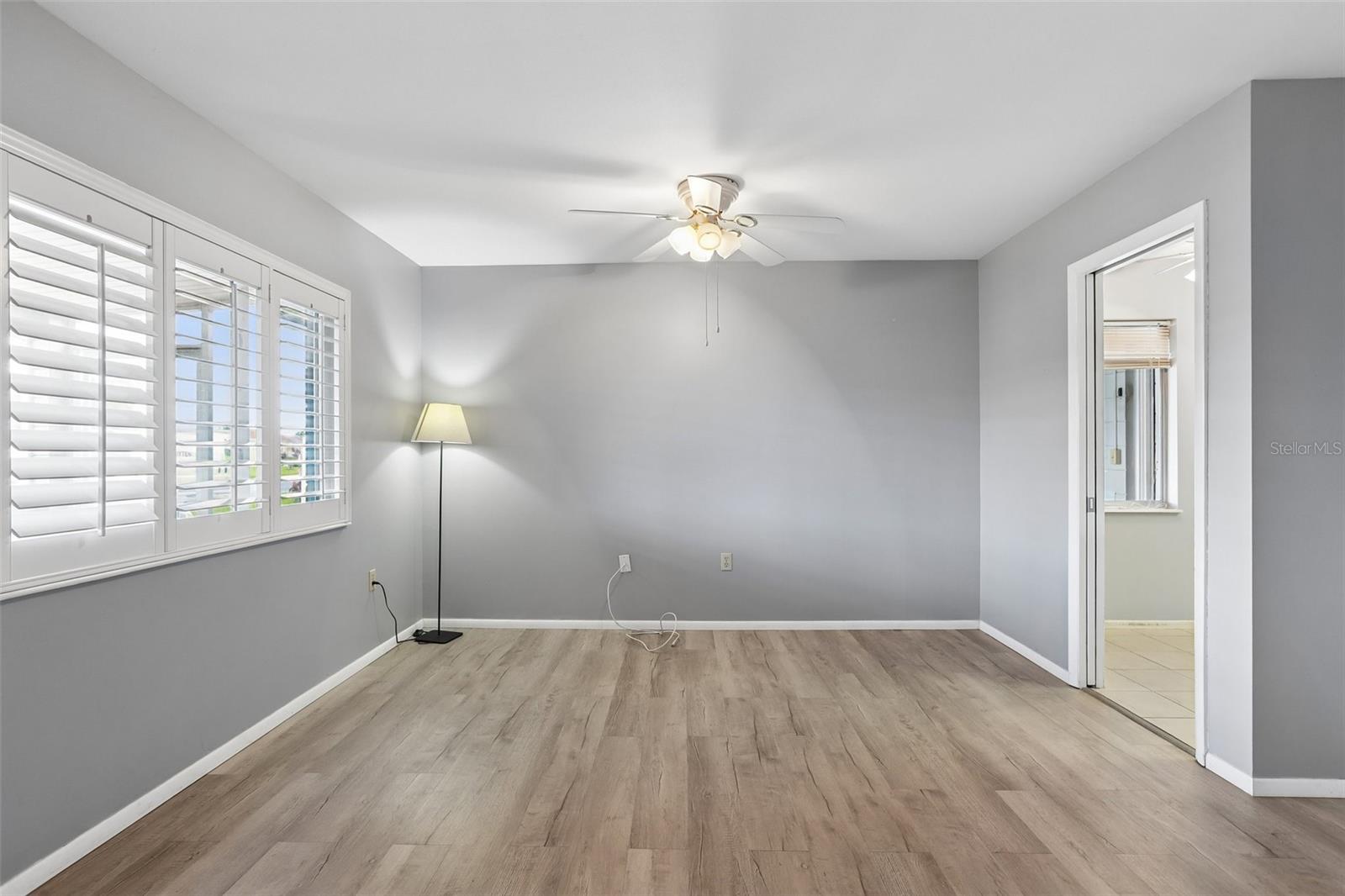 1001 LA JOLLA AVE — photo 9