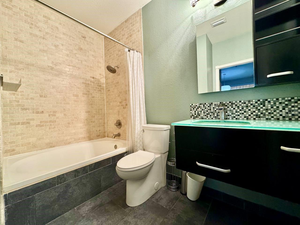 5000 CULBREATH KEY WAY #1-318 — photo 20