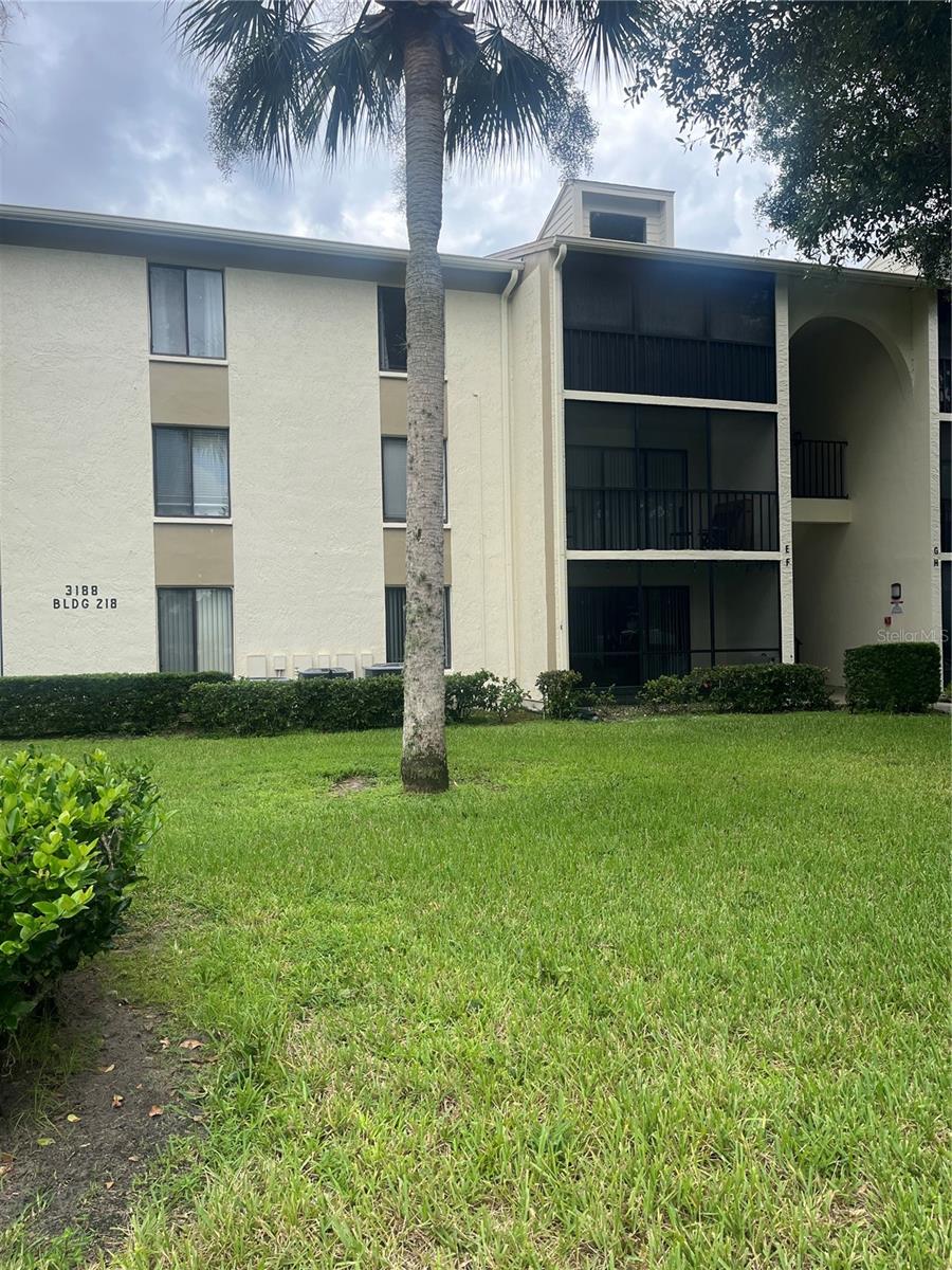 3188 LAKE PINE WAY S #E1 — photo 2