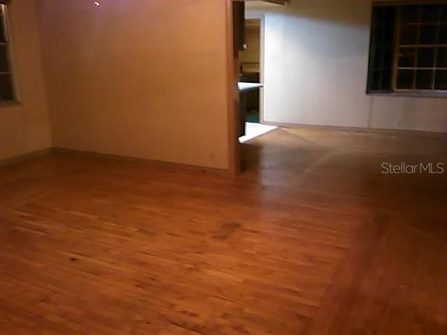 10006 N MITCHELL AVE — photo 3