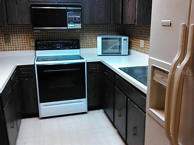 10006 N MITCHELL AVE — photo 5