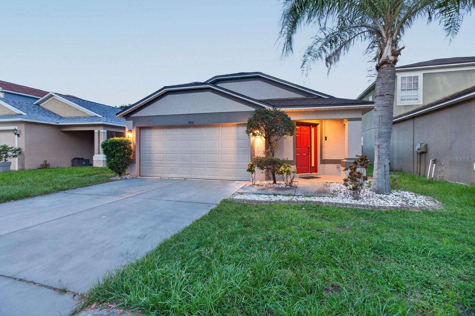 7961 CARRIAGE POINTE DR — photo 51