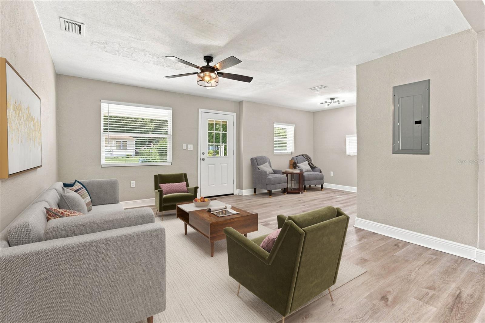 1217 E NORFOLK ST — photo 2