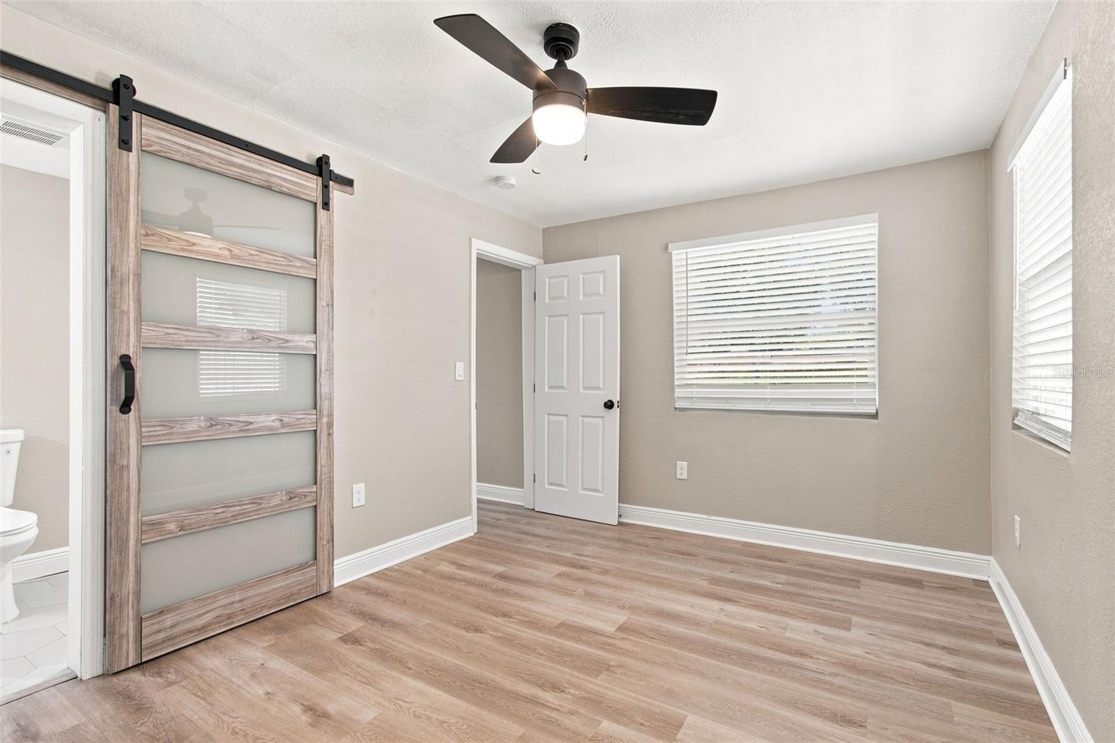 1217 E NORFOLK ST — photo 26