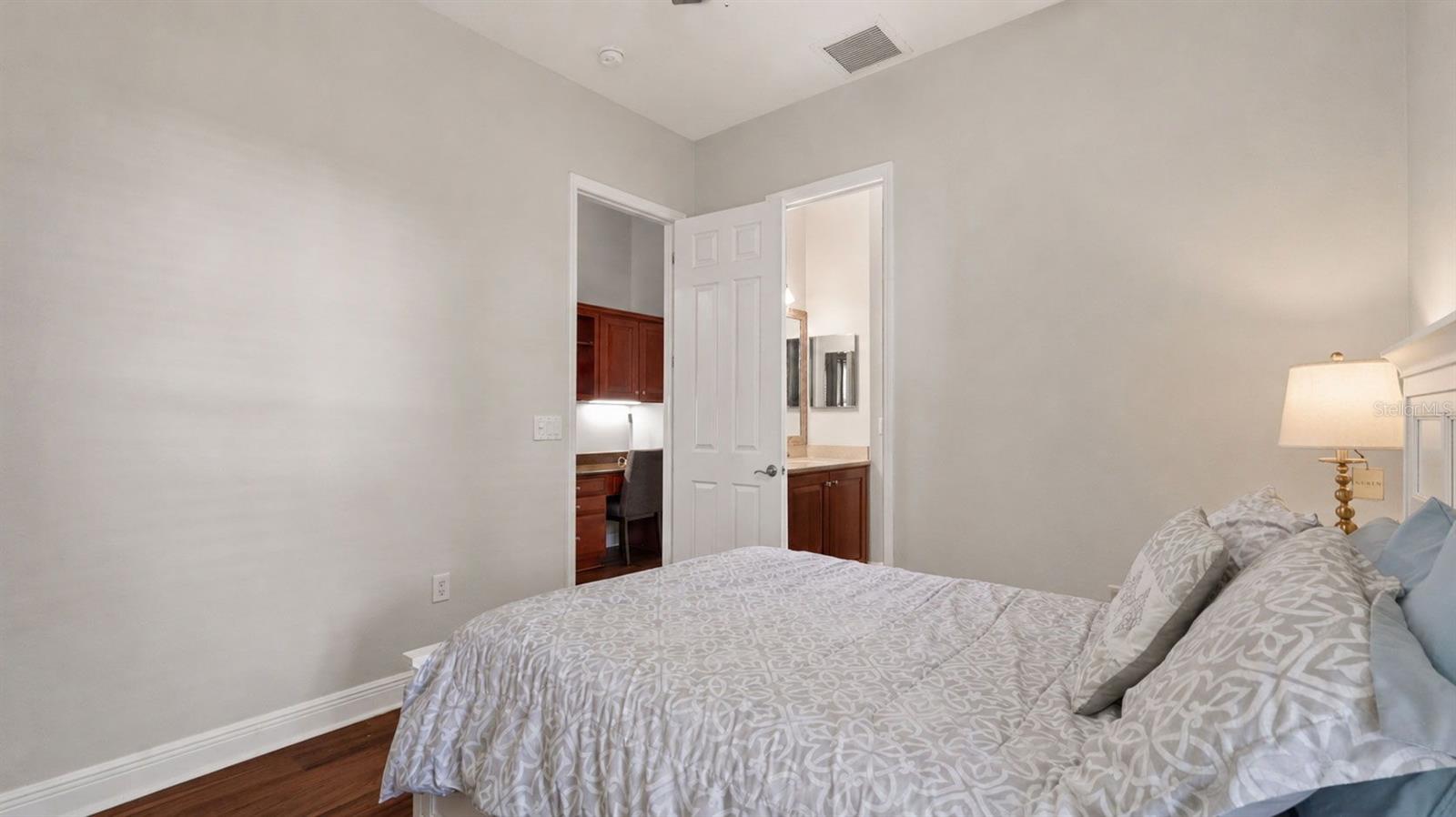 20101 FAIR HILL WAY — photo 32
