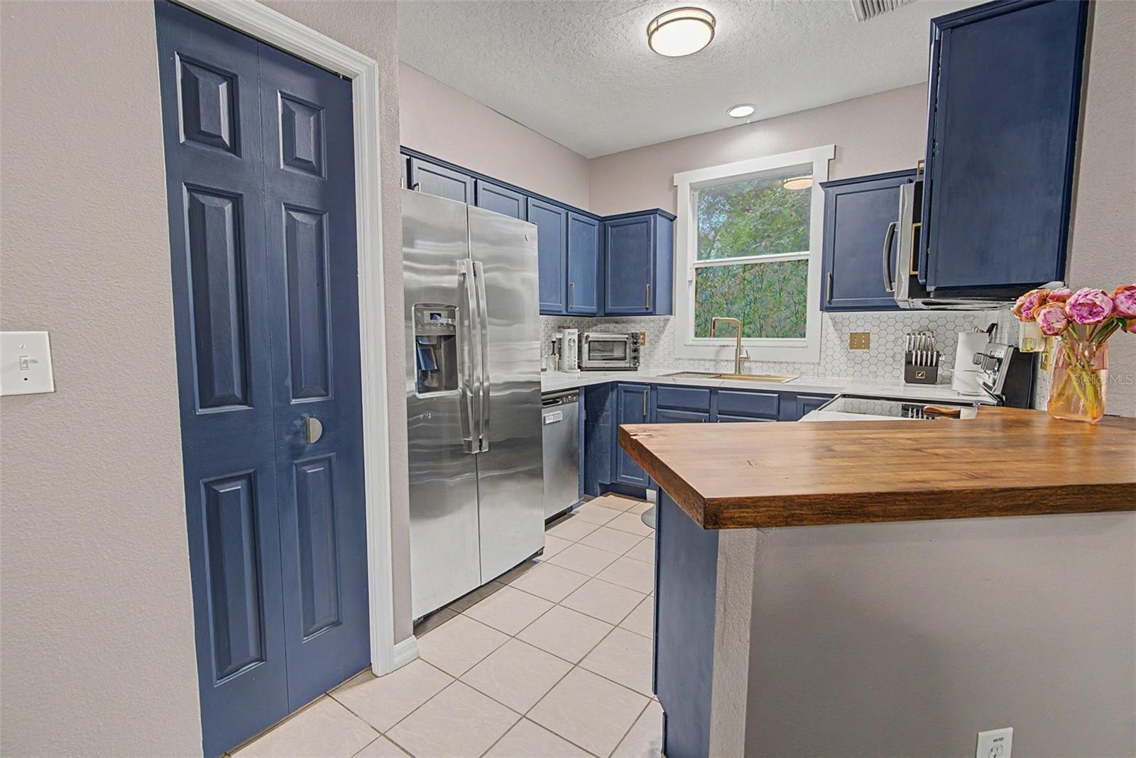 2214 GOLDEN OAK LN — photo 16
