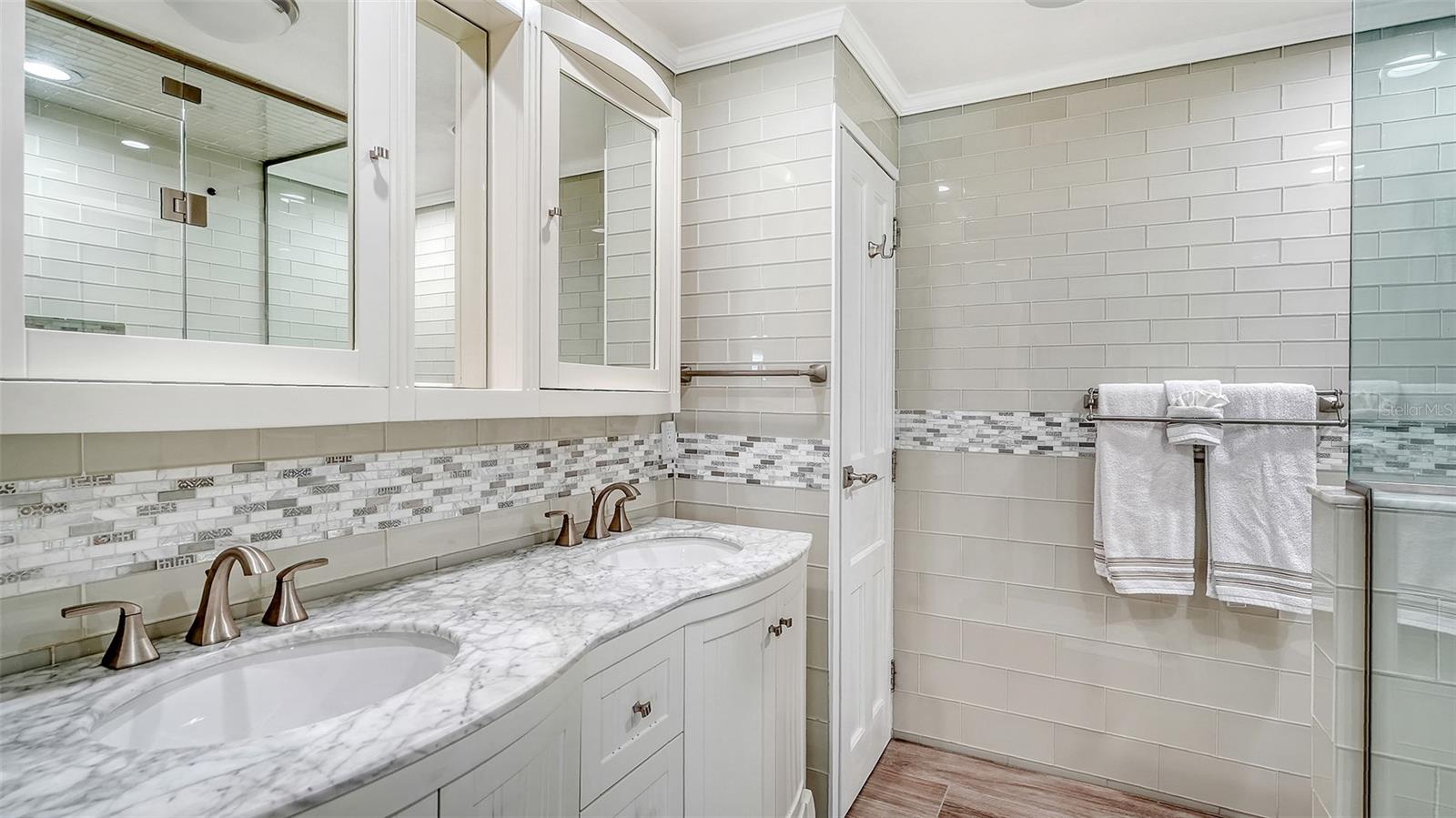 1100 BENJAMIN FRANKLIN DR #204 — photo 26