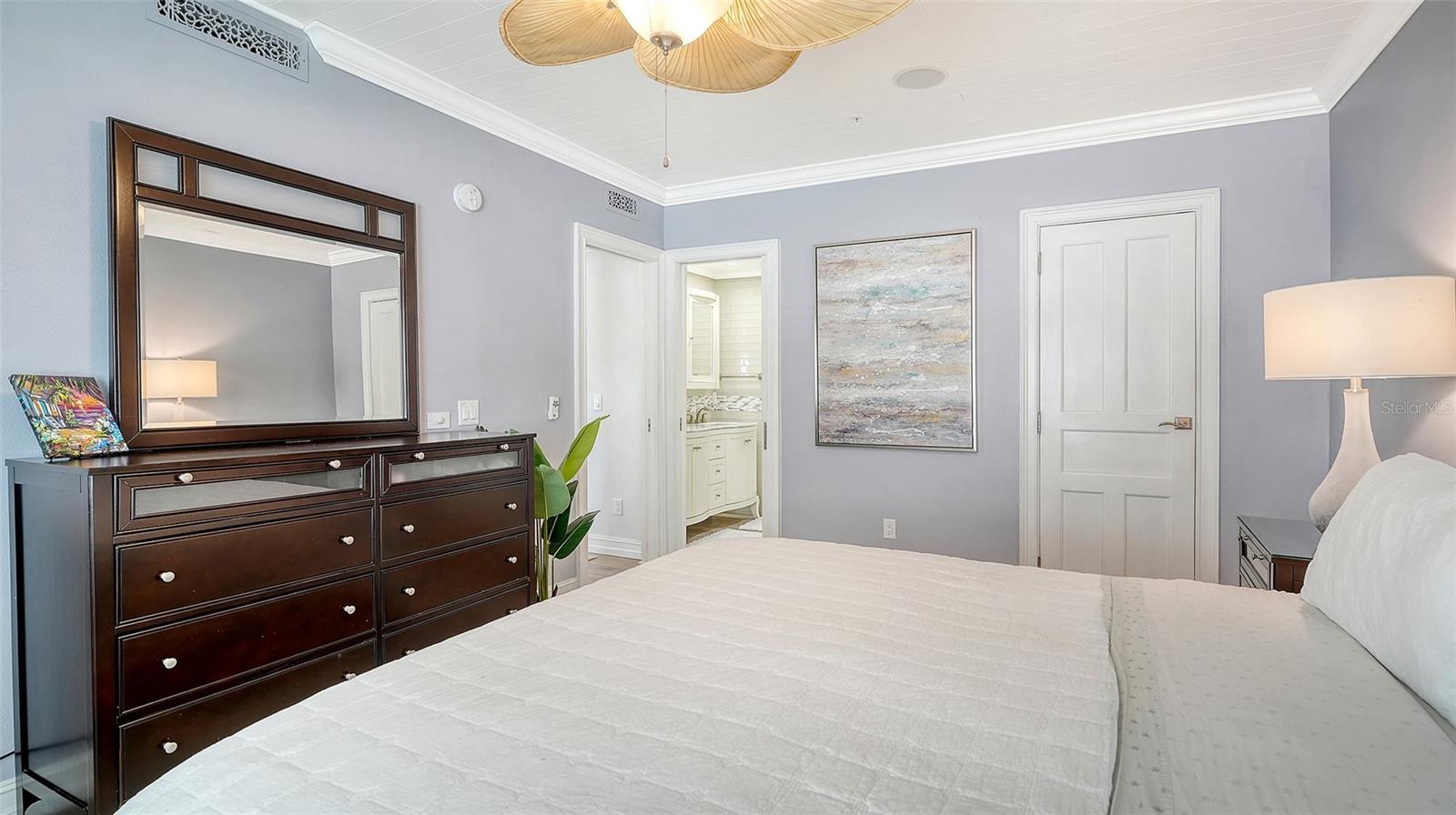 1100 BENJAMIN FRANKLIN DR #204 — photo 25