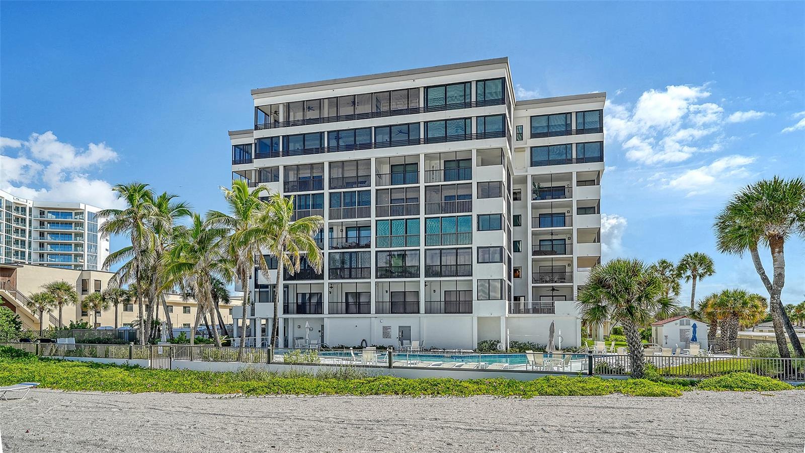 1100 BENJAMIN FRANKLIN DR #204 — photo 2