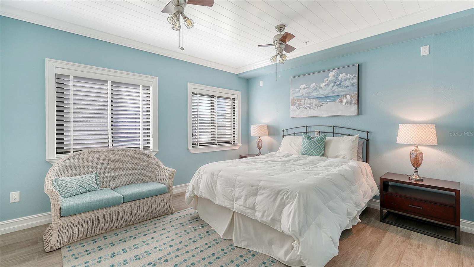 1100 BENJAMIN FRANKLIN DR #204 — photo 29