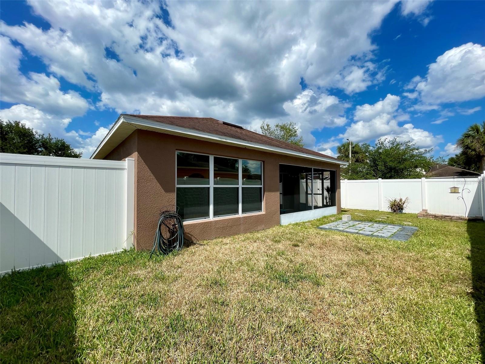 8227 MIDNIGHT SUN CT — photo 25