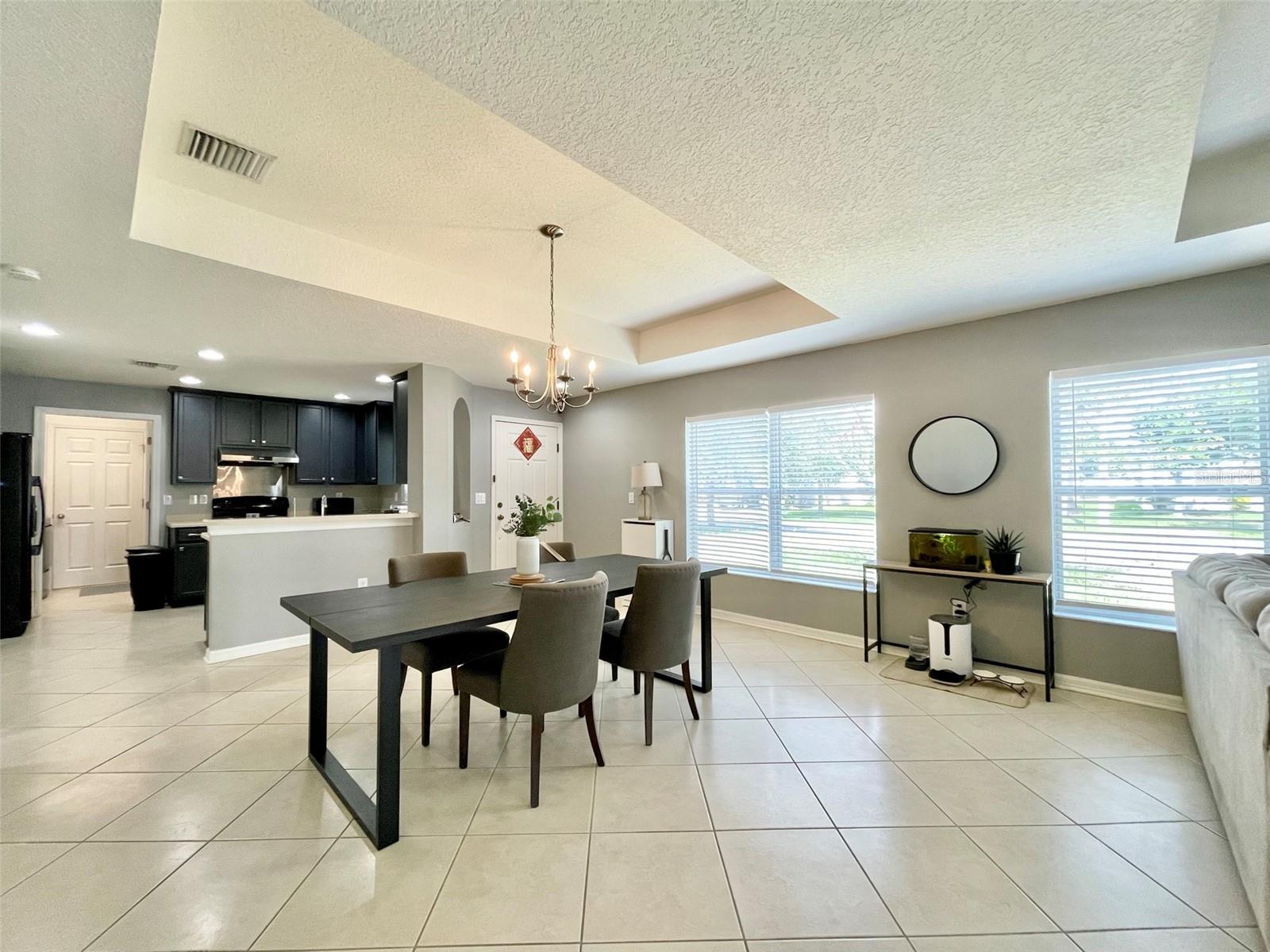 8227 MIDNIGHT SUN CT — photo 5