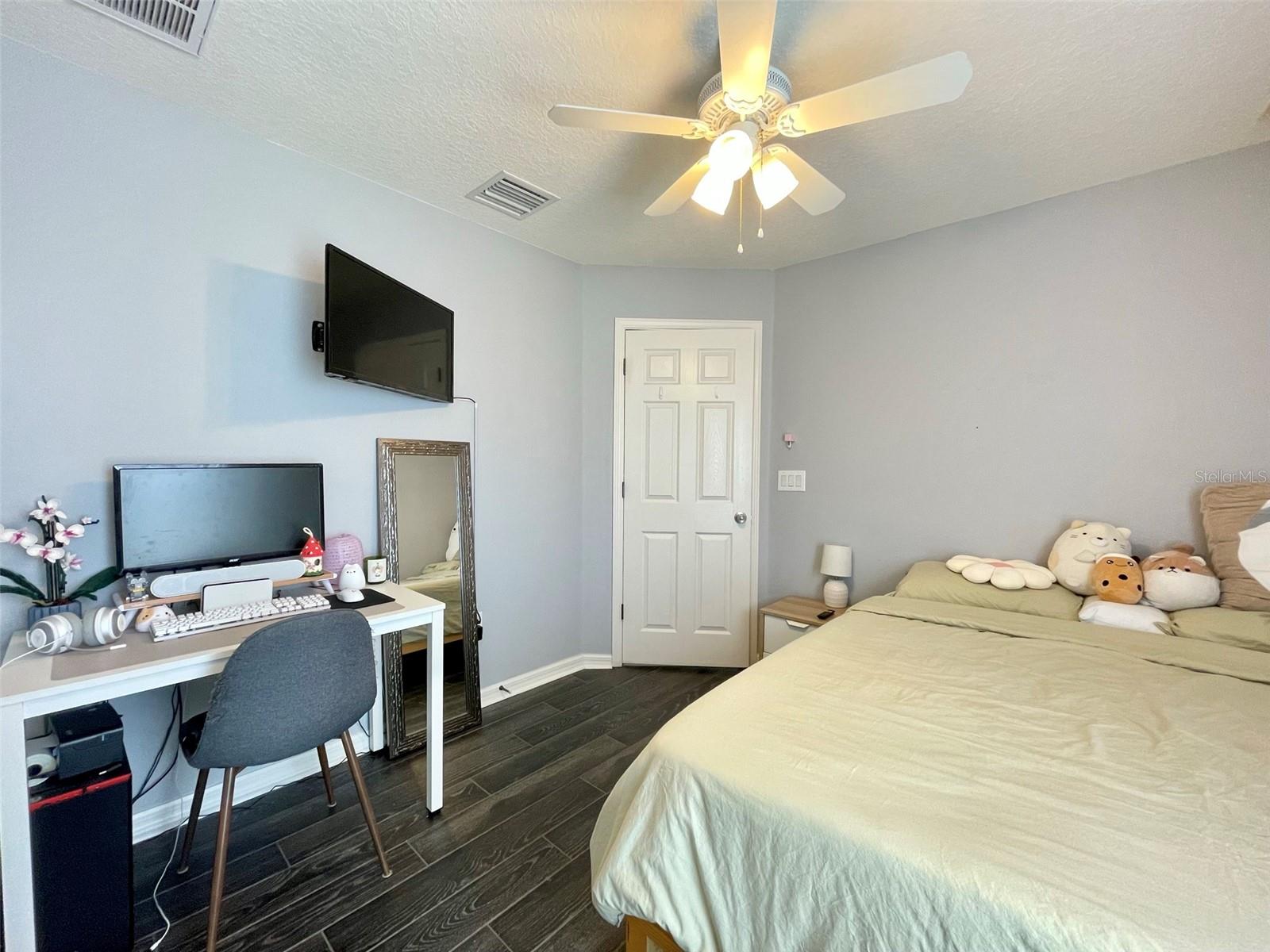 8227 MIDNIGHT SUN CT — photo 22