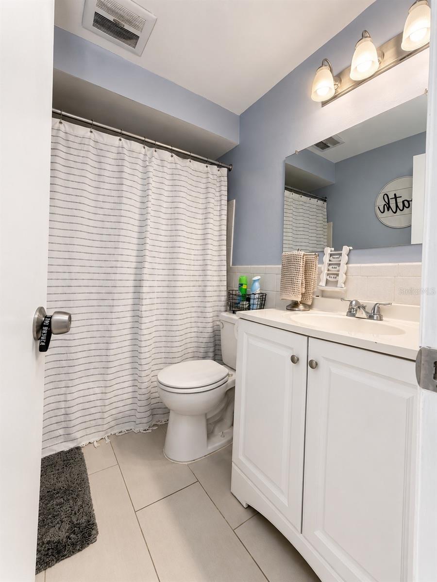 4234 SHELDON PL — photo 10