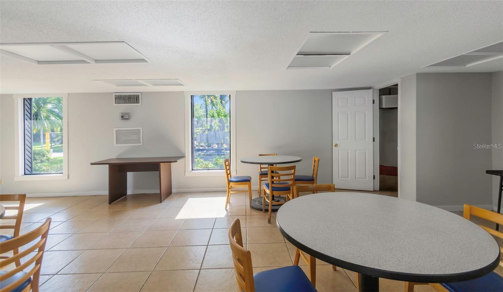 5151 PURITAN CIR #1022 — photo 40