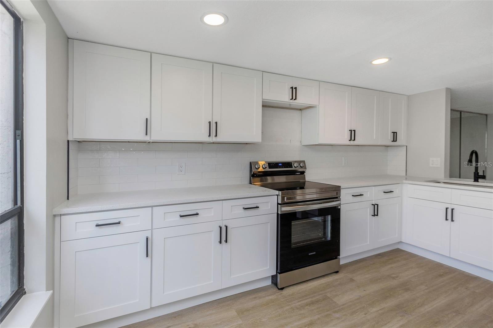 5151 PURITAN CIR #1022 — photo 9