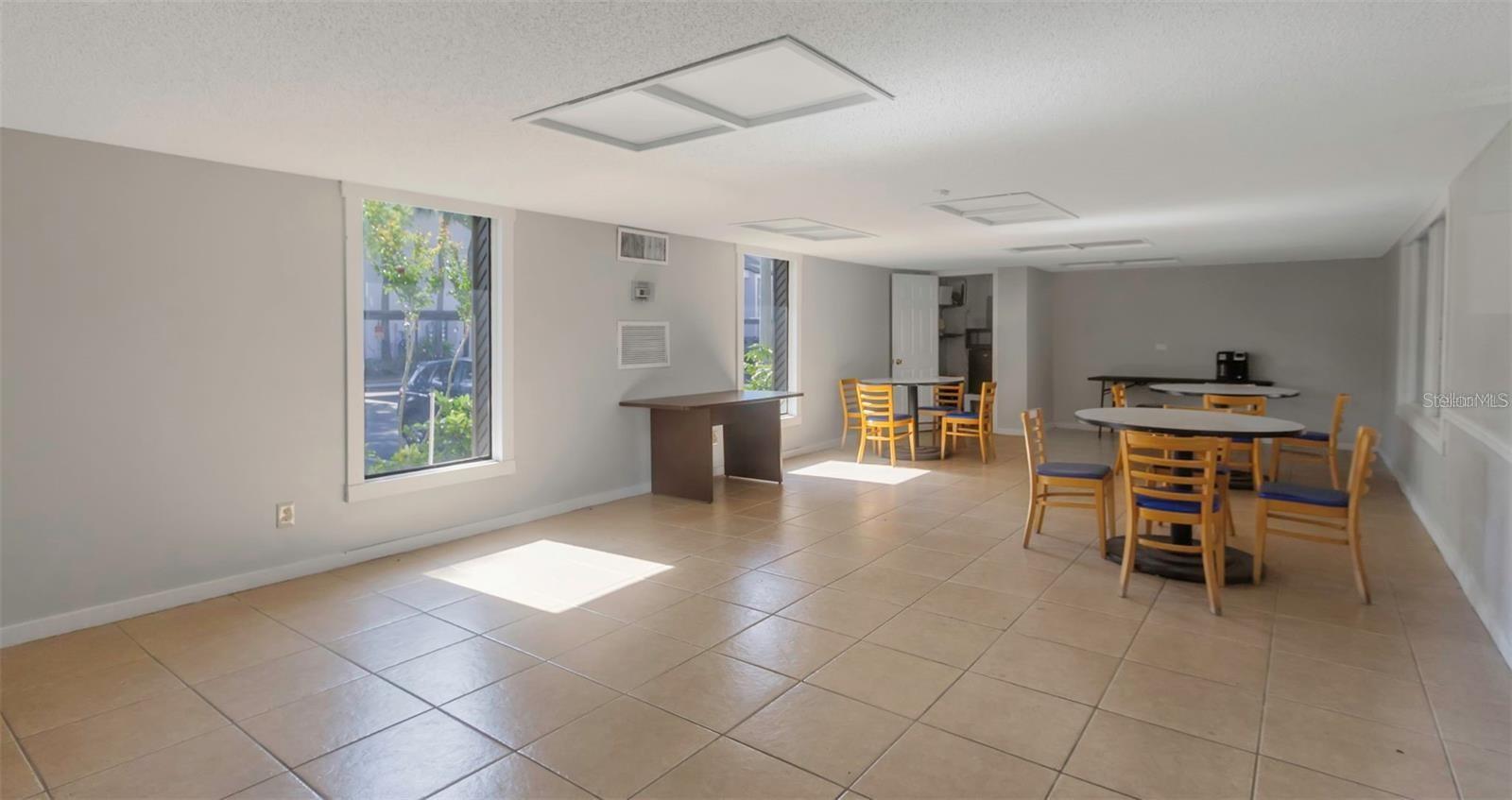 5151 PURITAN CIR #1022 — photo 41