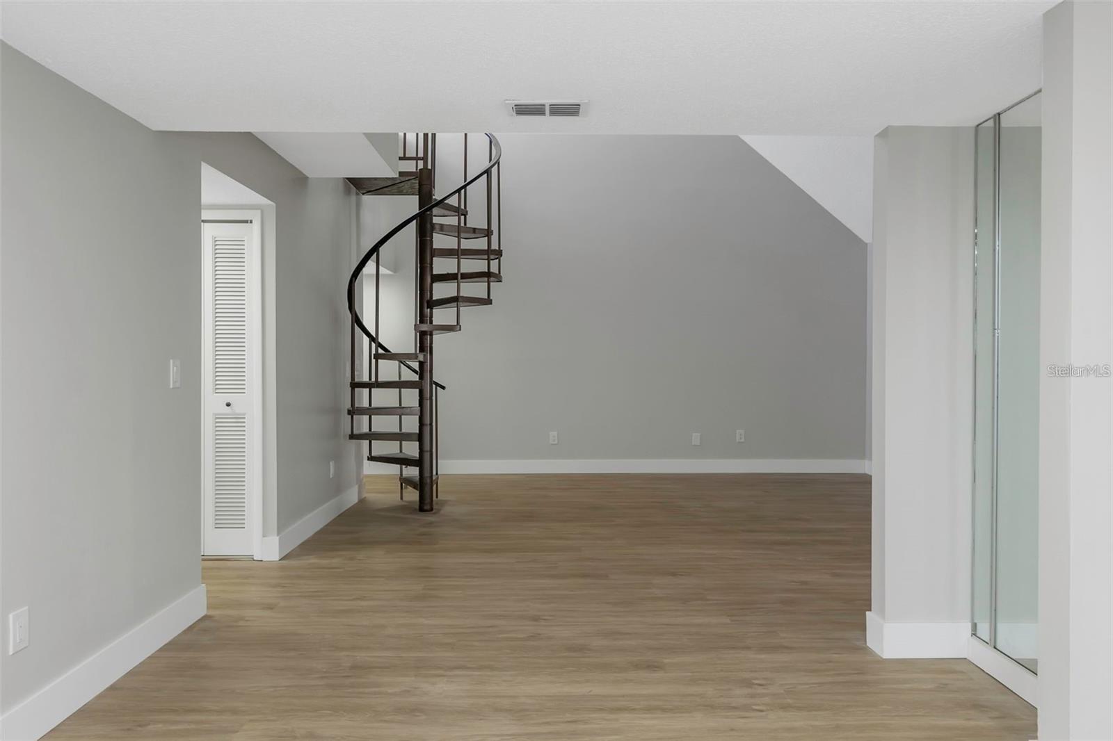 5151 PURITAN CIR #1022 — photo 5