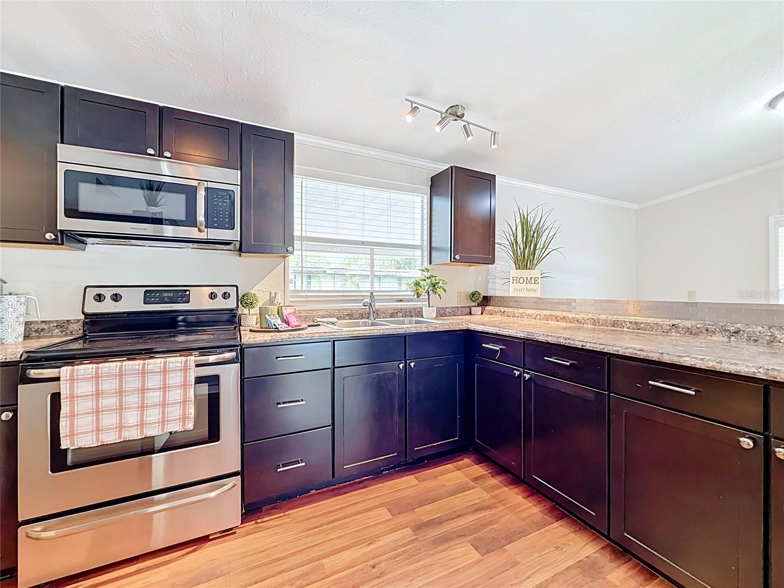 14446 SHANGRILA LN — photo 21