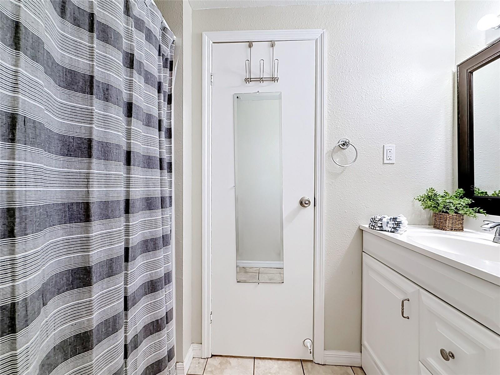 14446 SHANGRILA LN — photo 26