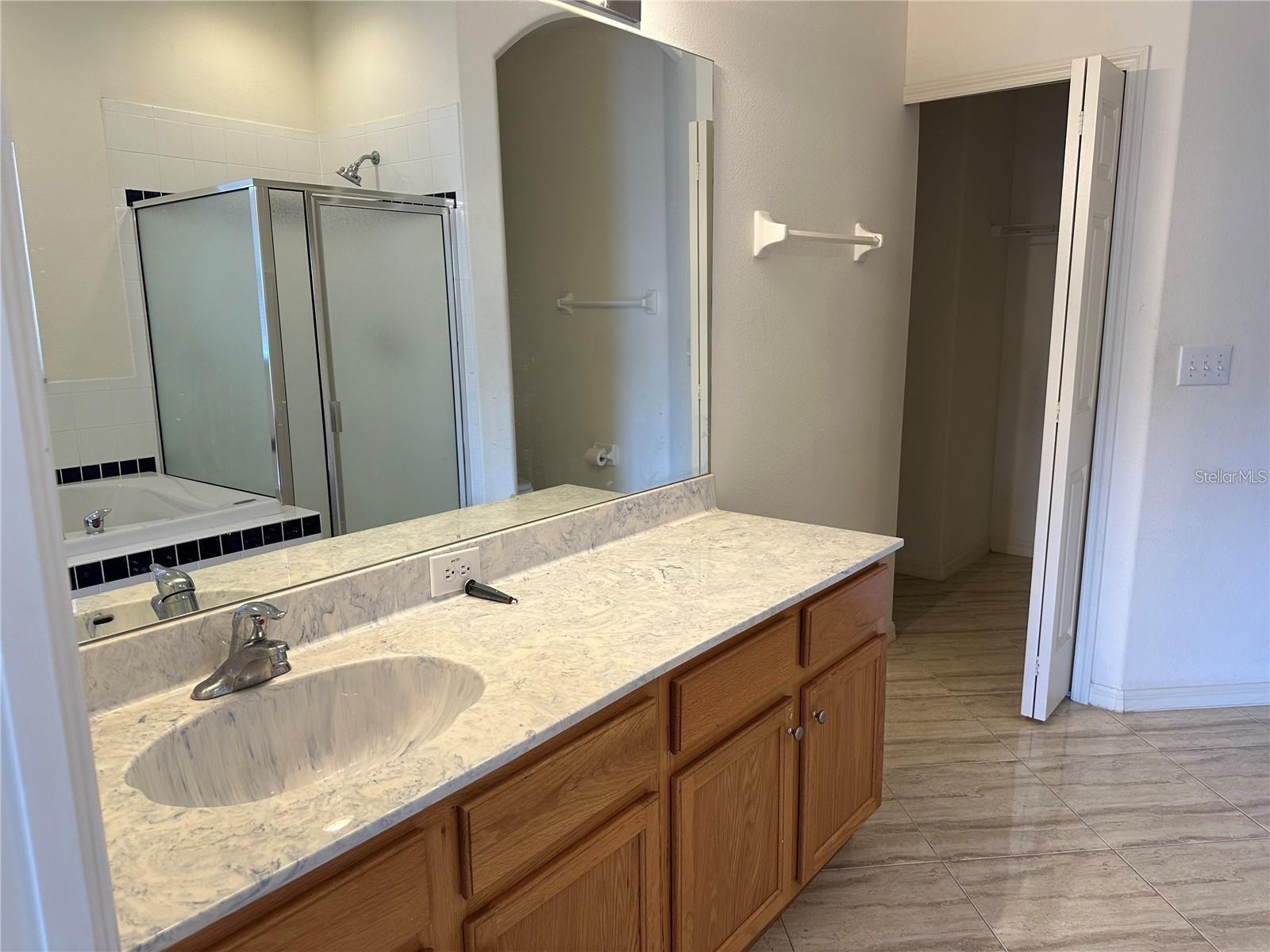 903 COADE STONE DR — photo 10