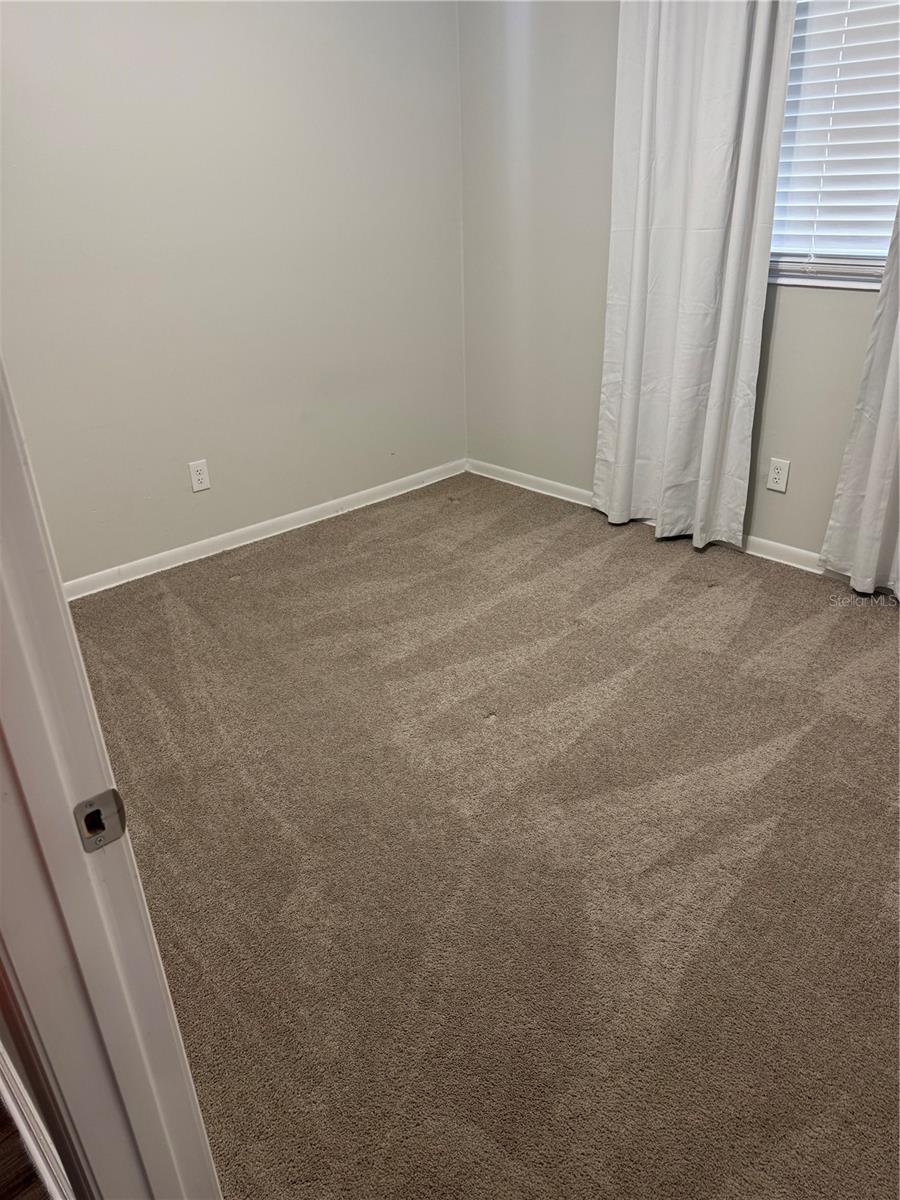 5608 GATEWAY DR — photo 13