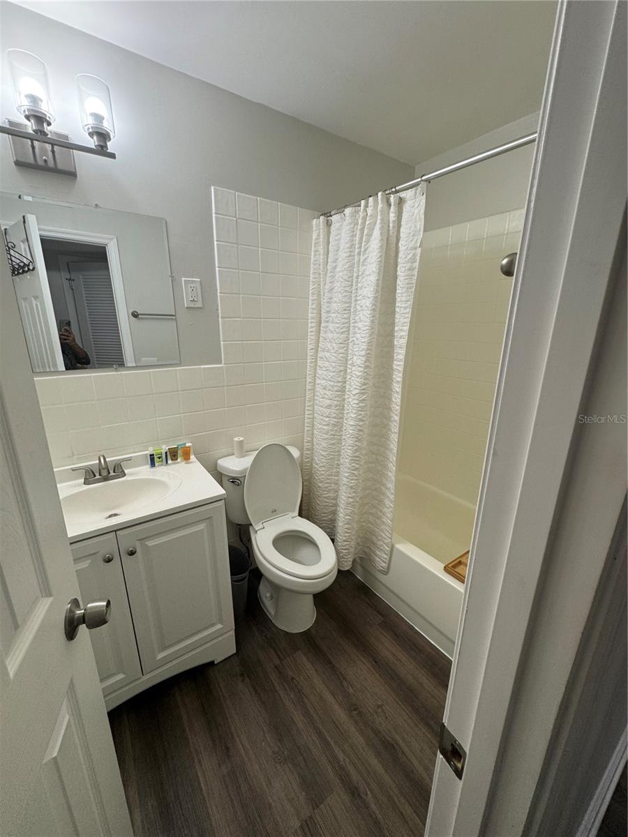 5608 GATEWAY DR — photo 11
