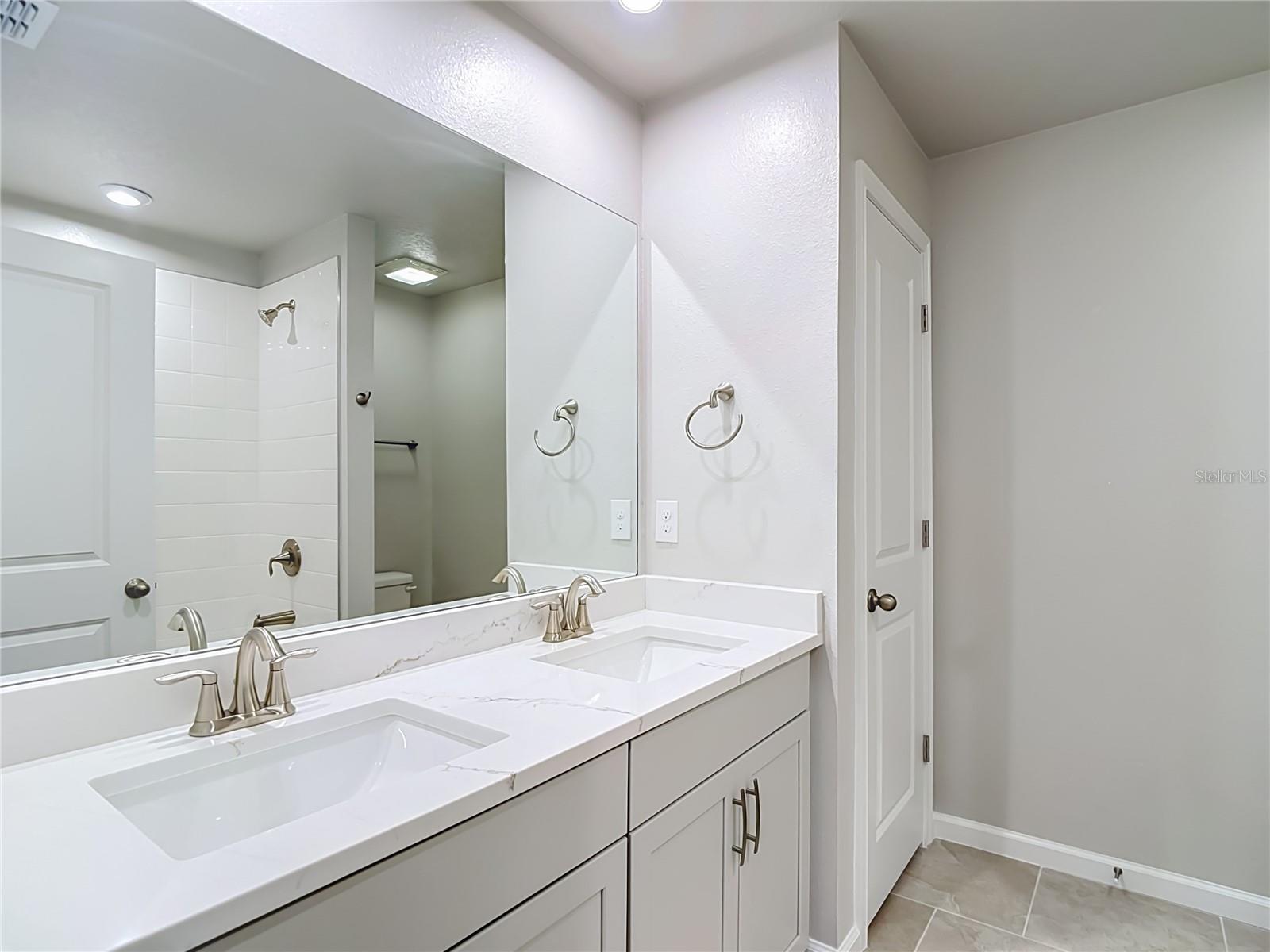 2376 AUDUBON PRESERVE LN — photo 44
