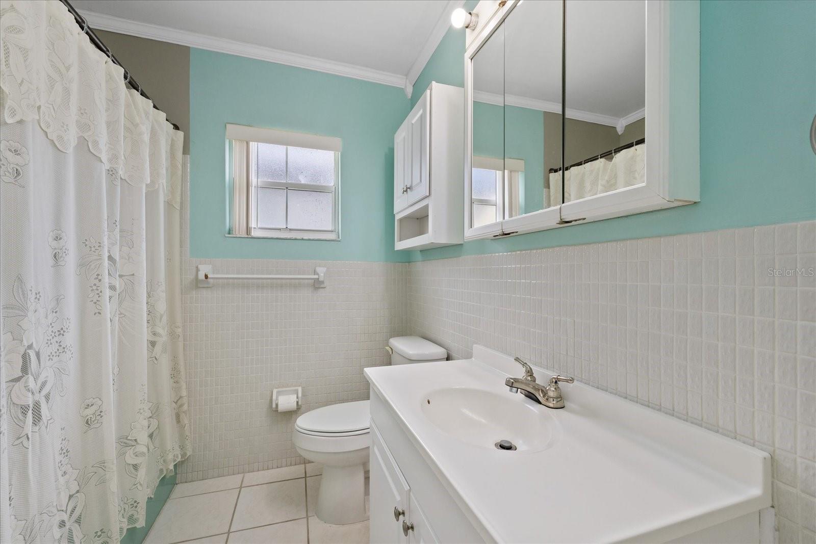 5809 N HALE AVE — photo 15