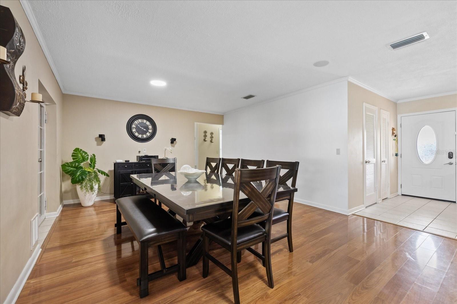 5809 N HALE AVE — photo 9