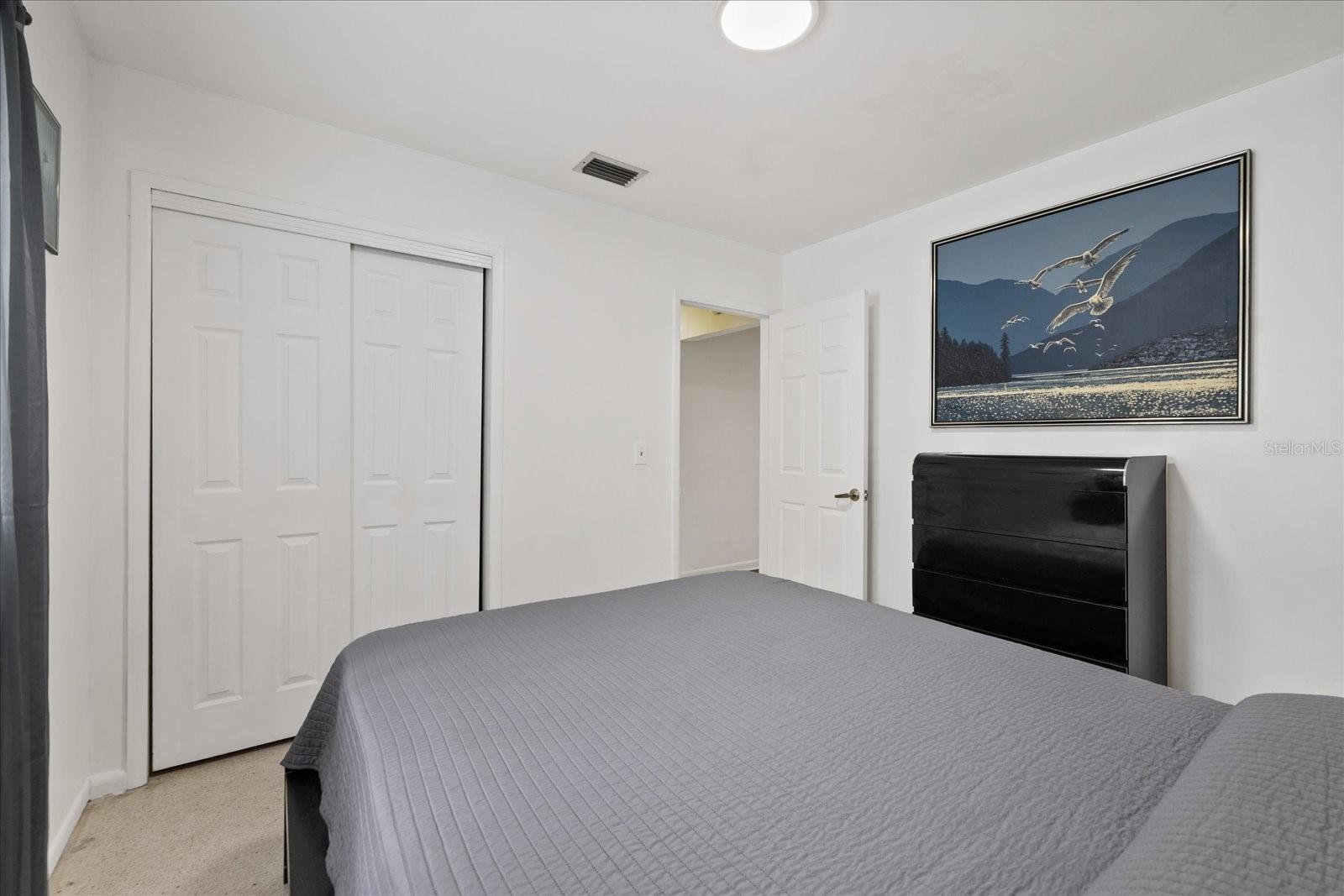 5809 N HALE AVE — photo 14