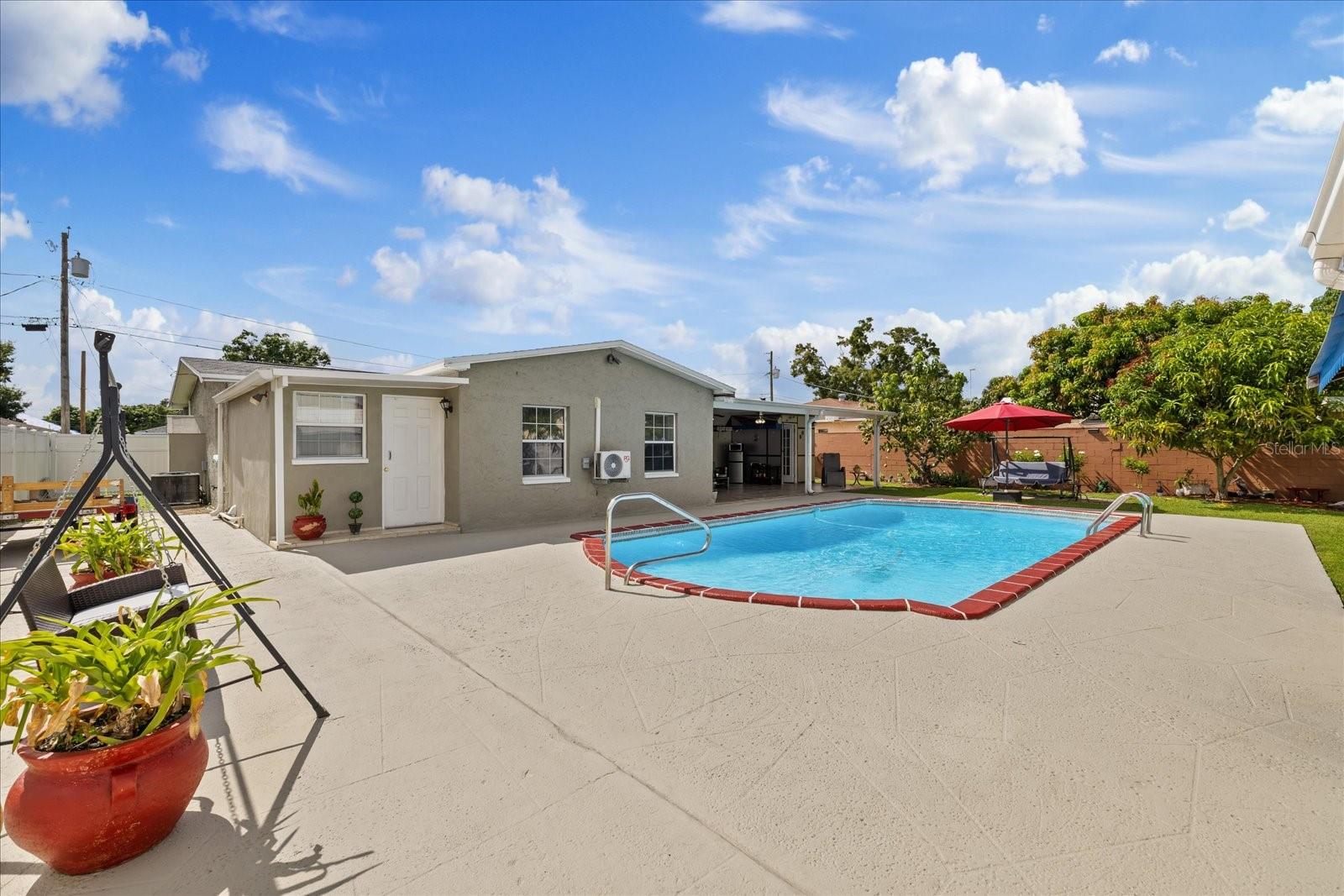 5809 N HALE AVE — photo 30