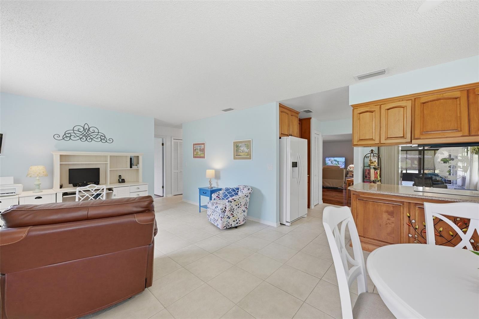 1803 NEW BEDFORD DR — photo 21