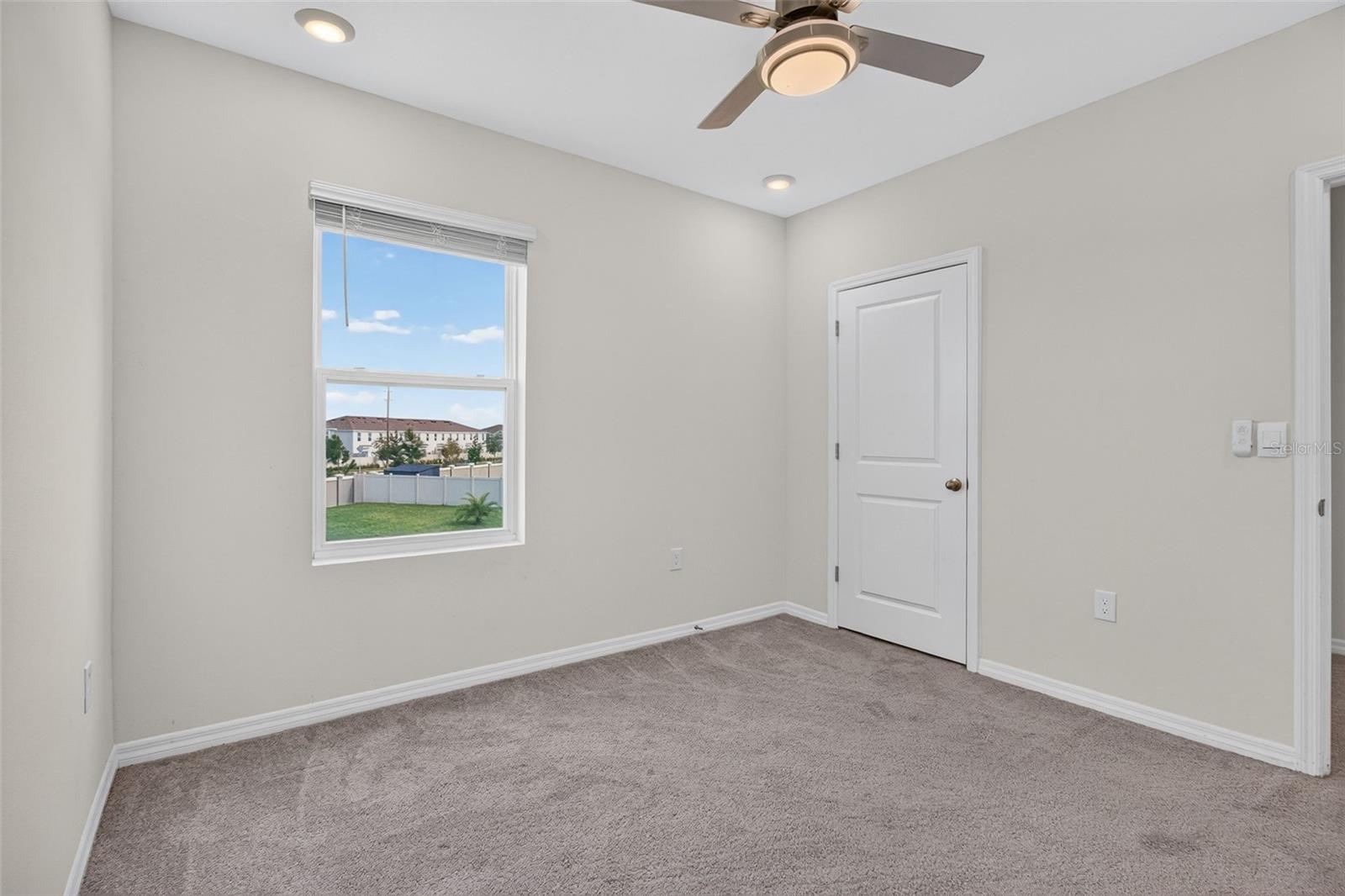 8358 HARDY BAY LOOP — photo 30